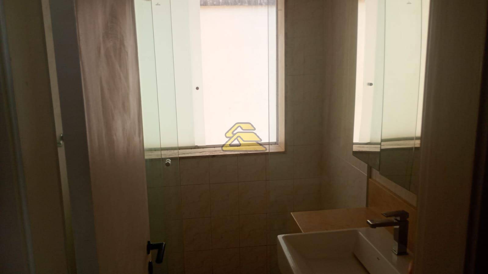 Apartamento à venda com 3 quartos, 140m² - Foto 17
