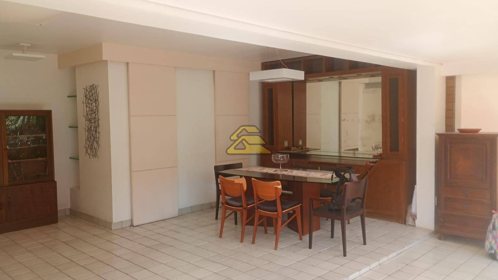 Apartamento à venda com 3 quartos, 140m² - Foto 4