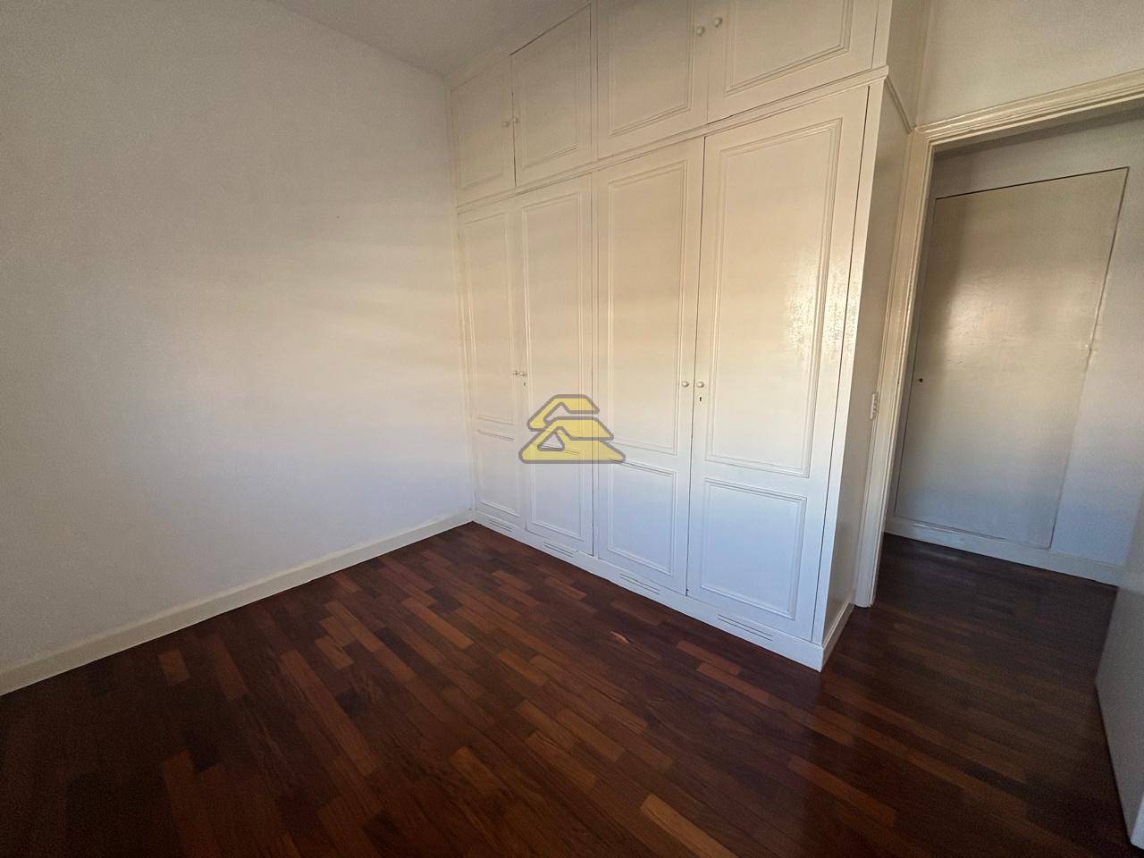 Apartamento para alugar com 3 quartos, 124m² - Foto 8