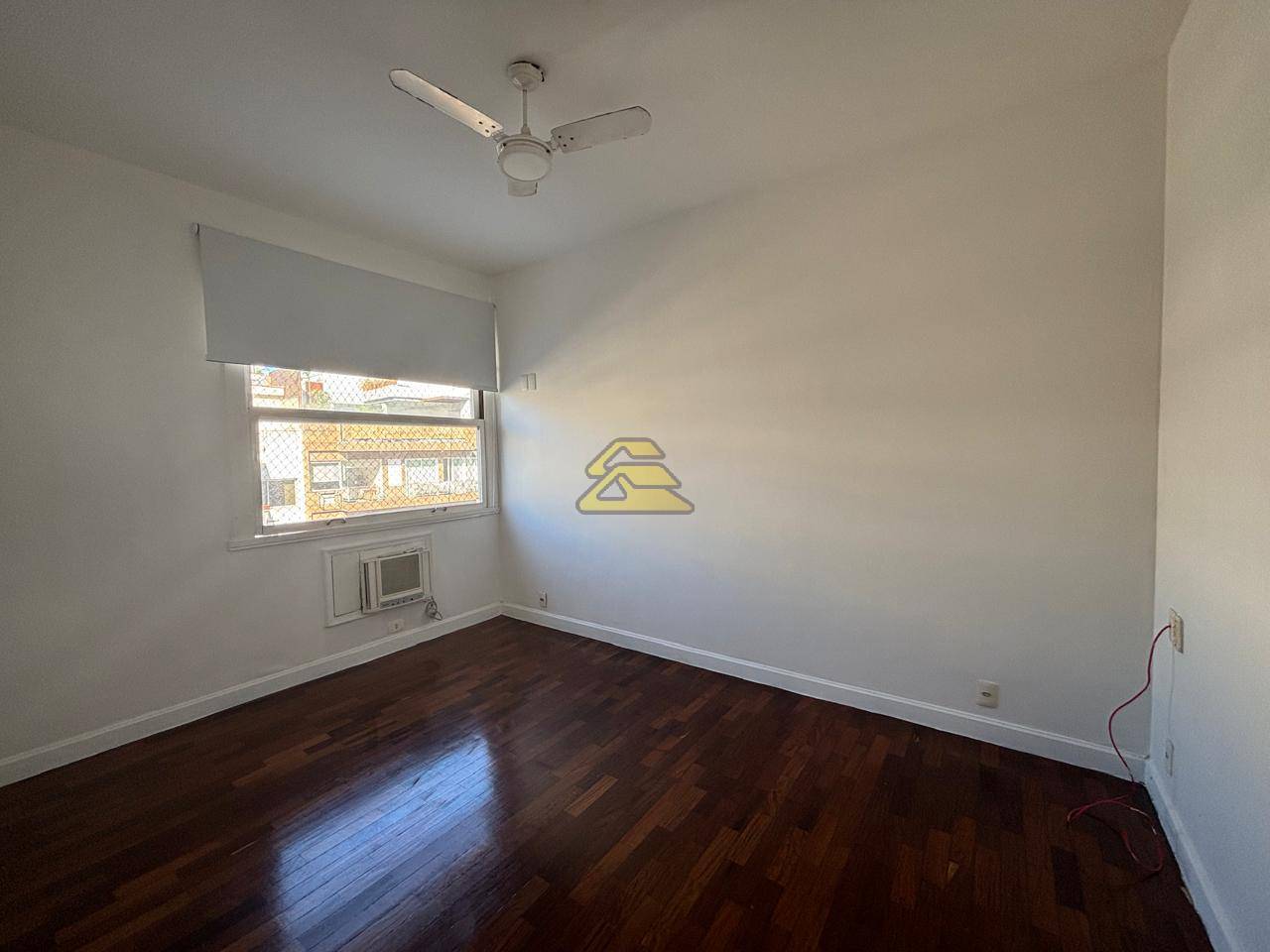 Apartamento para alugar com 3 quartos, 124m² - Foto 6
