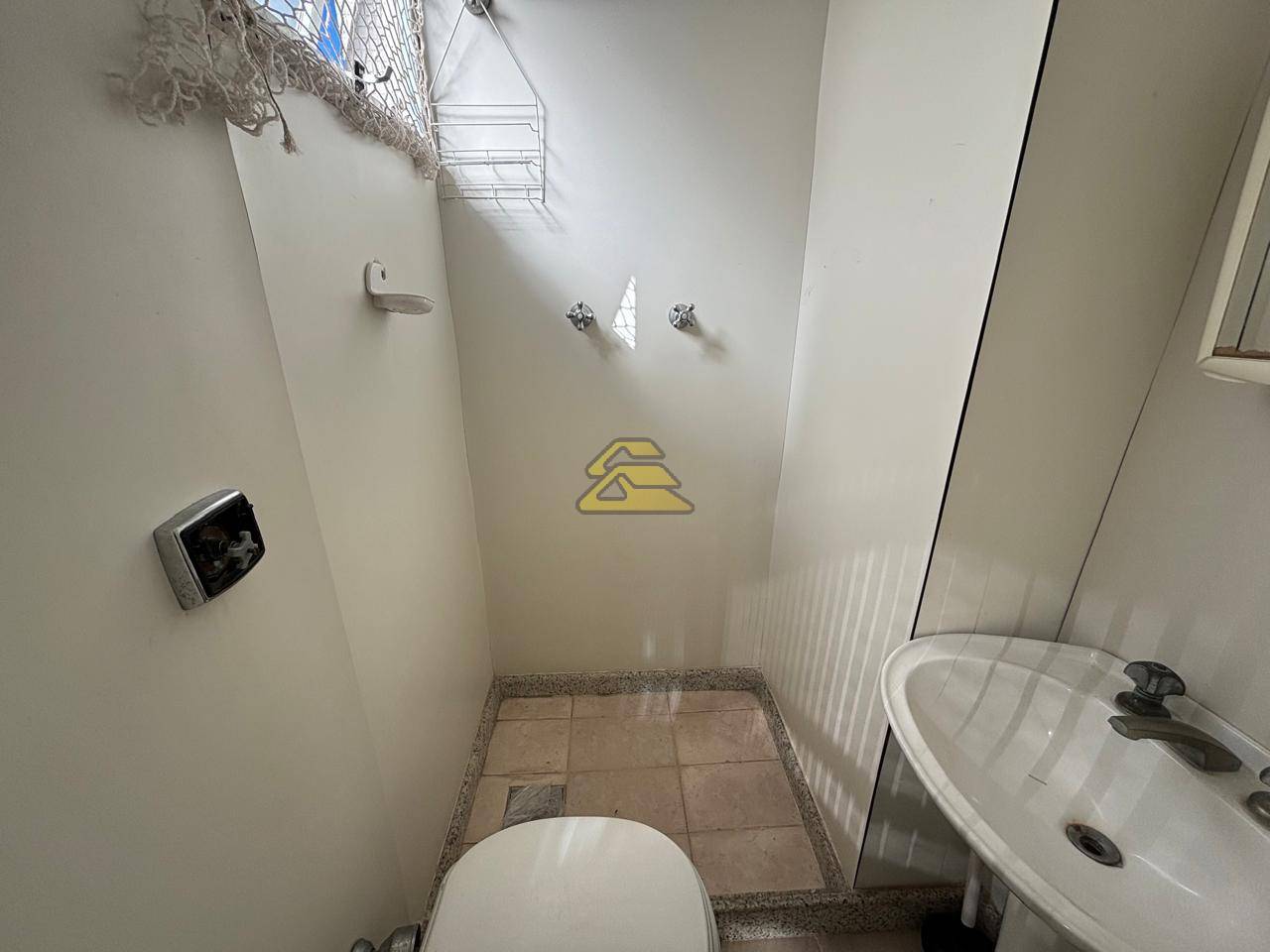 Apartamento para alugar com 3 quartos, 124m² - Foto 27