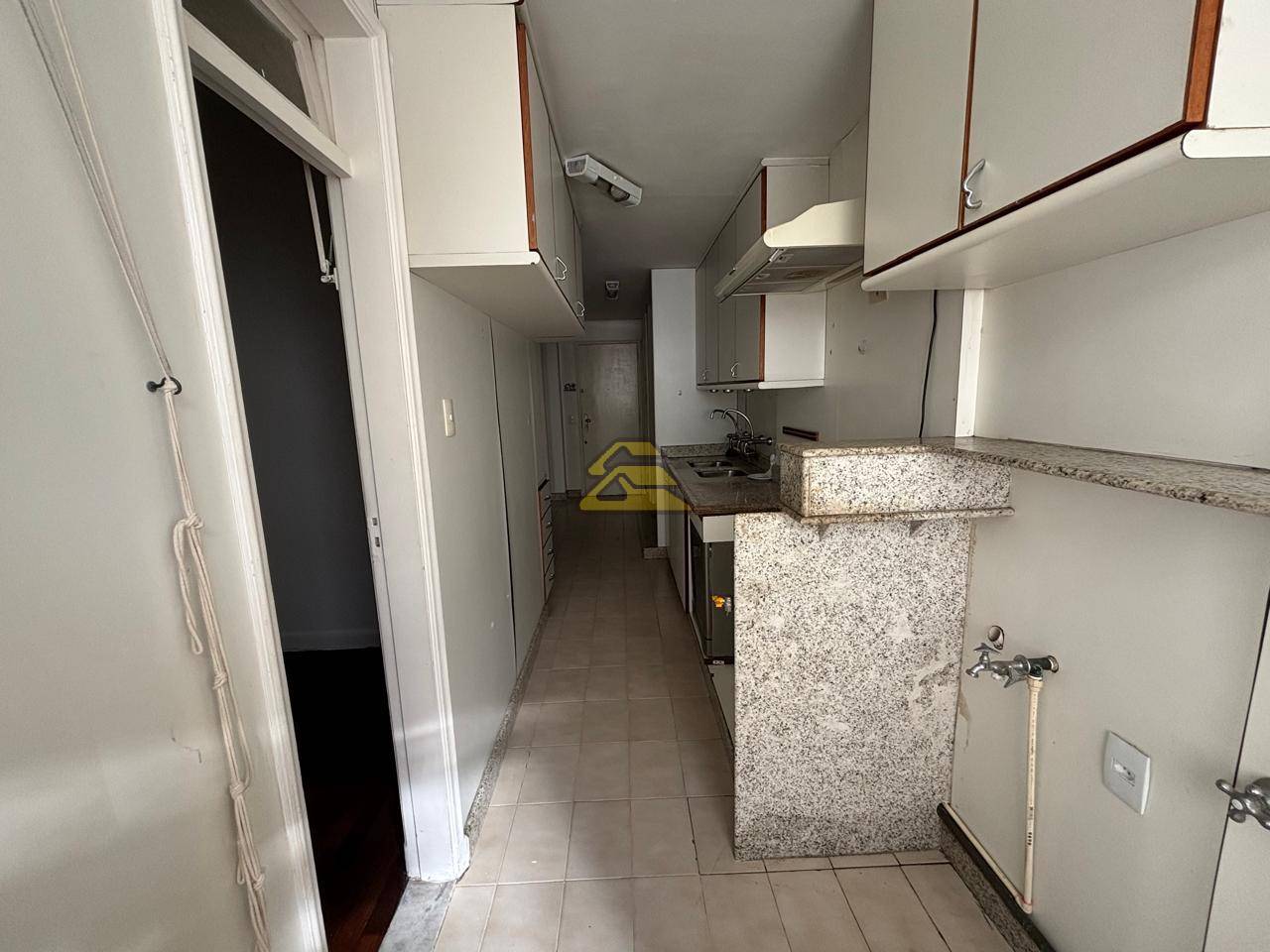 Apartamento para alugar com 3 quartos, 124m² - Foto 18