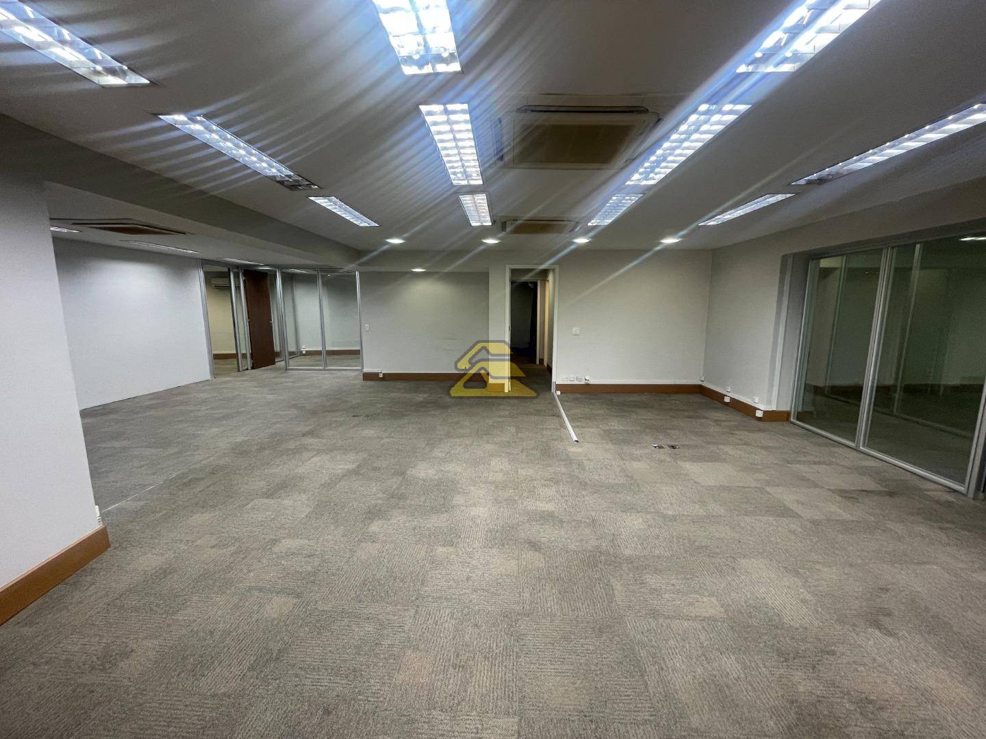 Conjunto Comercial-Sala para alugar, 293m² - Foto 9