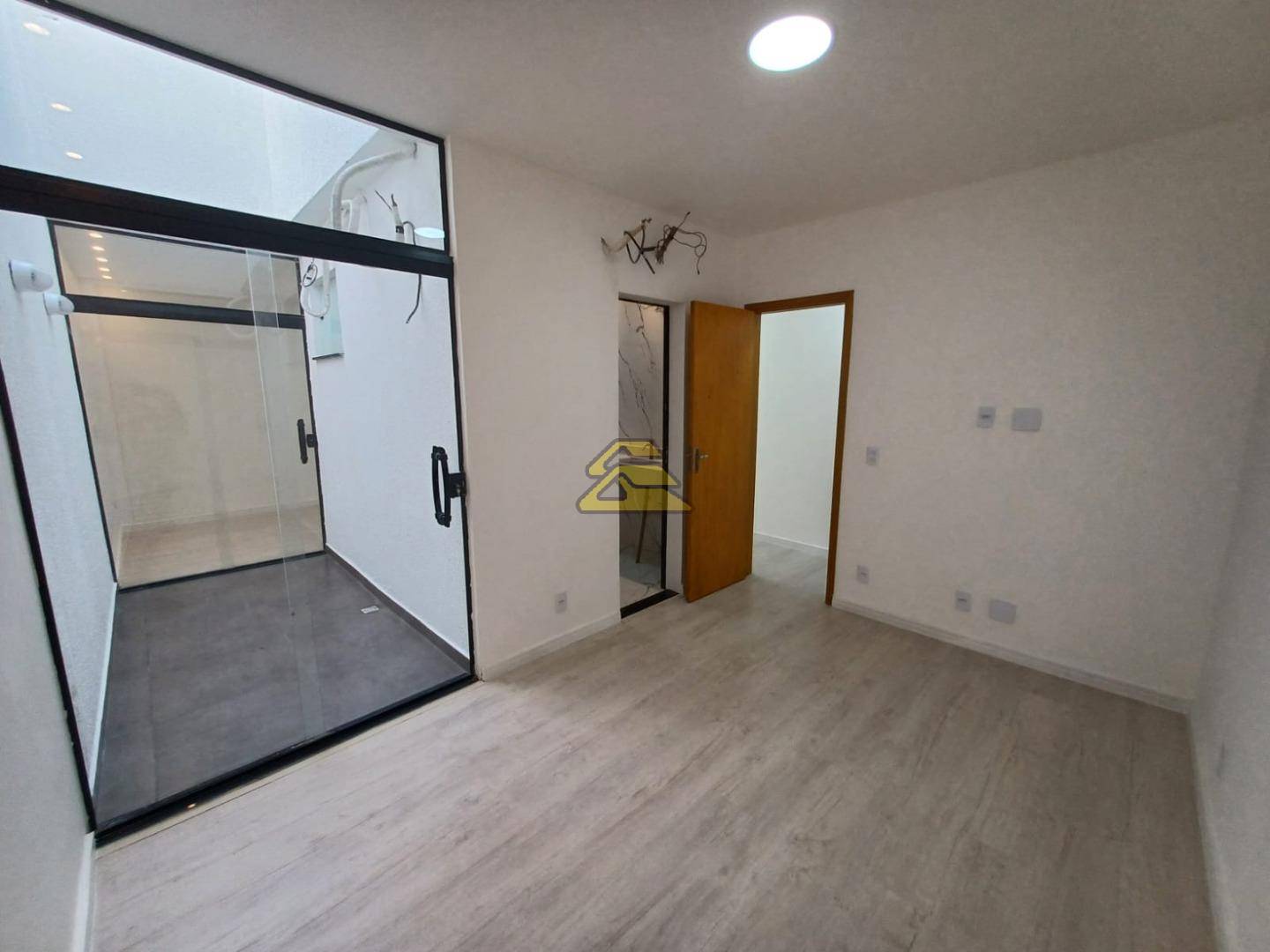 Casa de Condomínio à venda com 4 quartos, 190m² - Foto 24