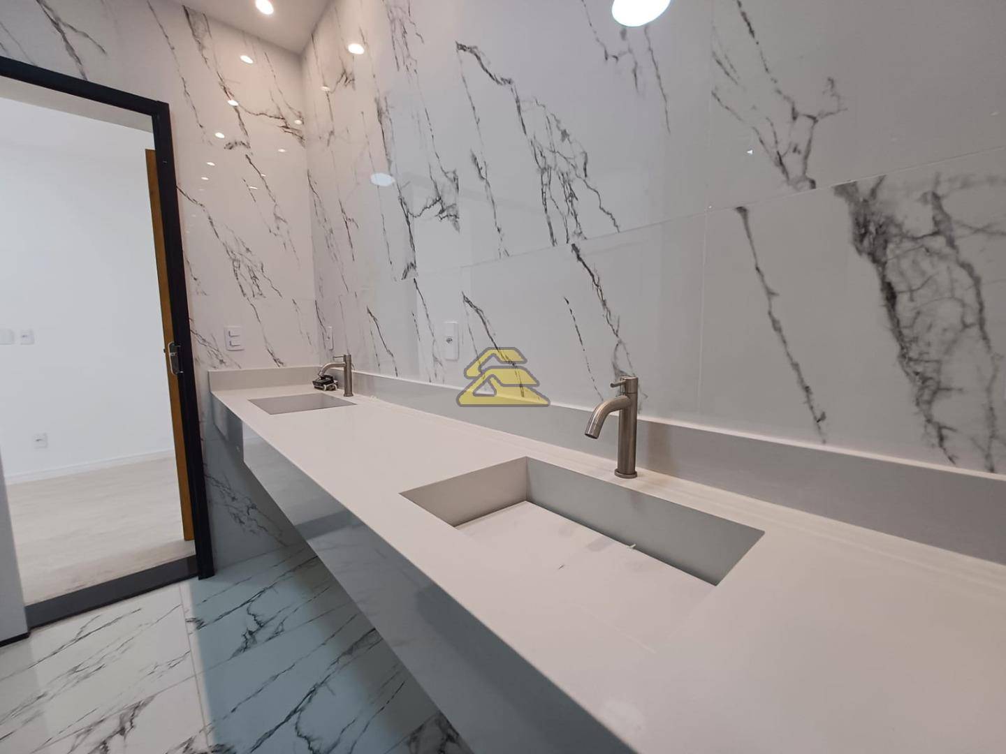 Casa de Condomínio à venda com 4 quartos, 190m² - Foto 38