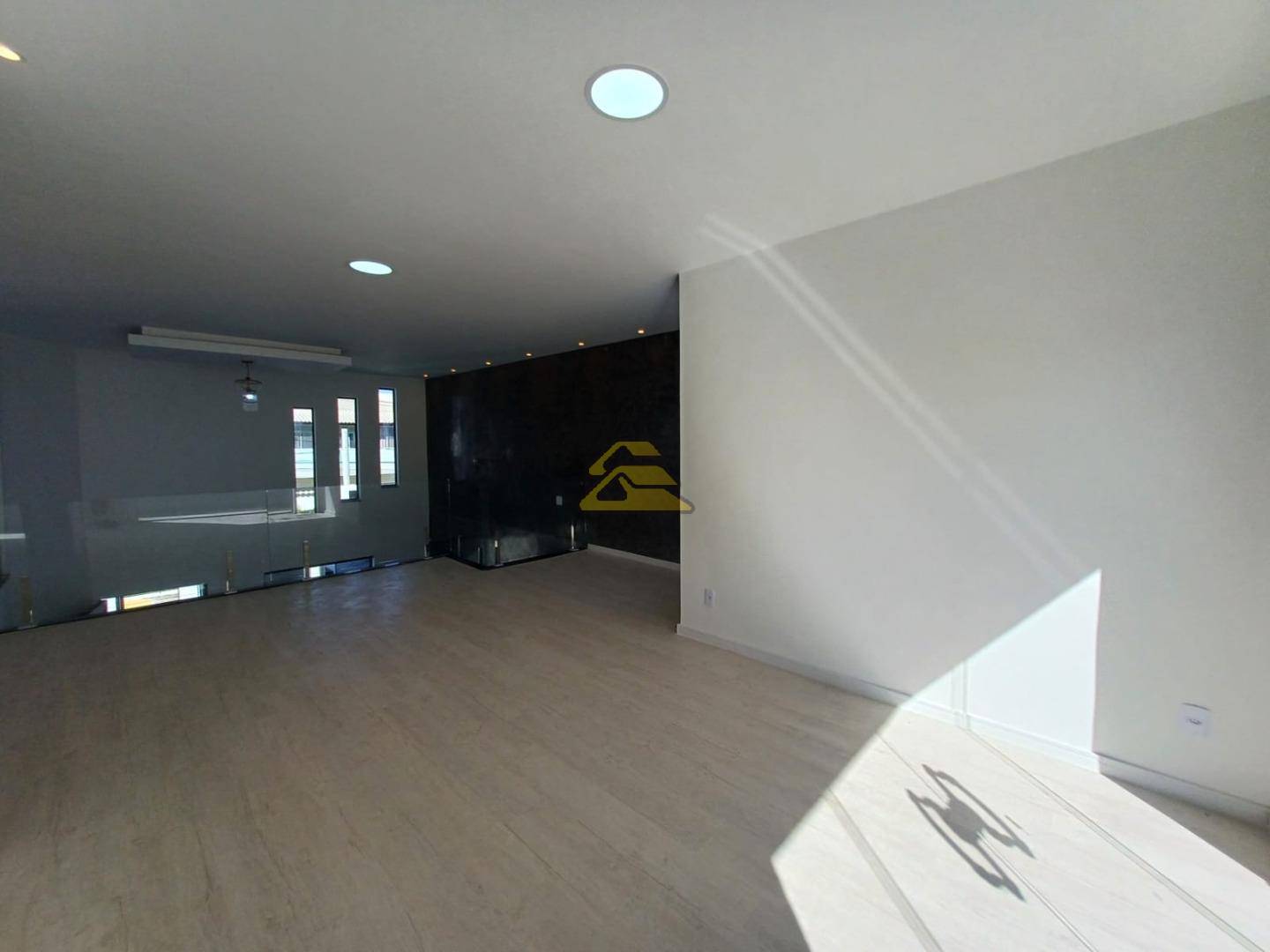 Casa de Condomínio à venda com 4 quartos, 190m² - Foto 18