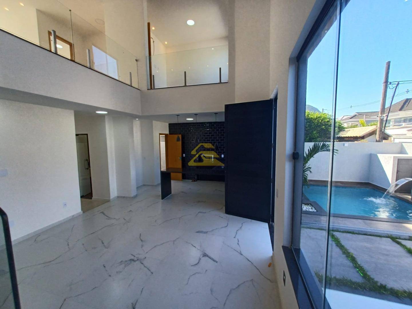 Casa de Condomínio à venda com 4 quartos, 190m² - Foto 3