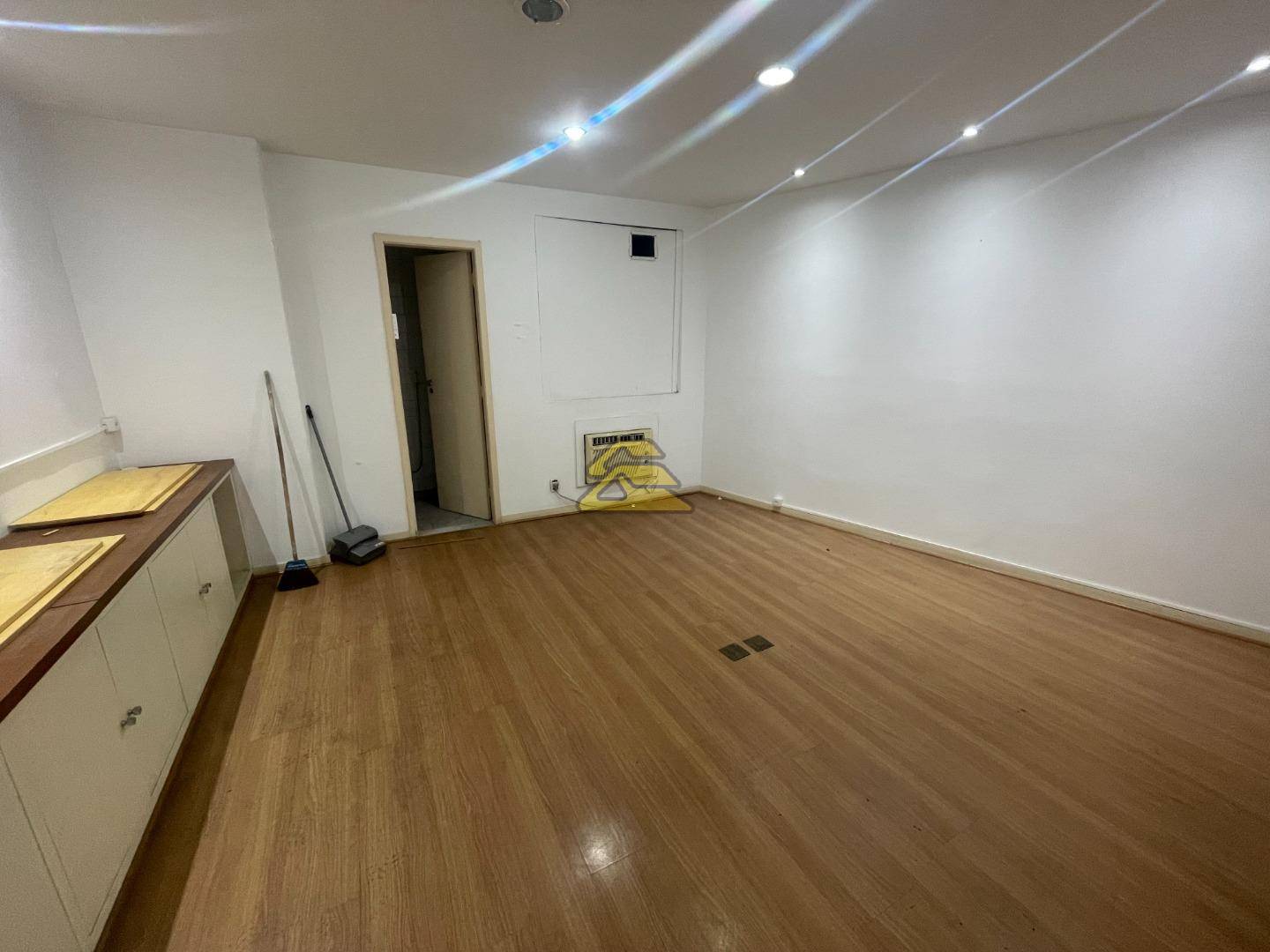 Conjunto Comercial-Sala para alugar, 95m² - Foto 11