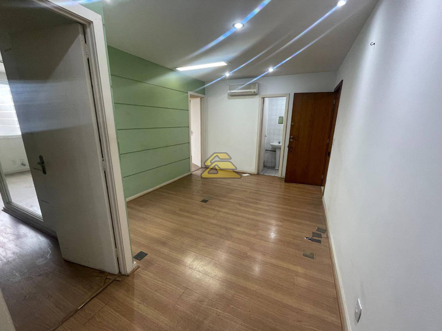 Conjunto Comercial-Sala para alugar, 95m² - Foto 12