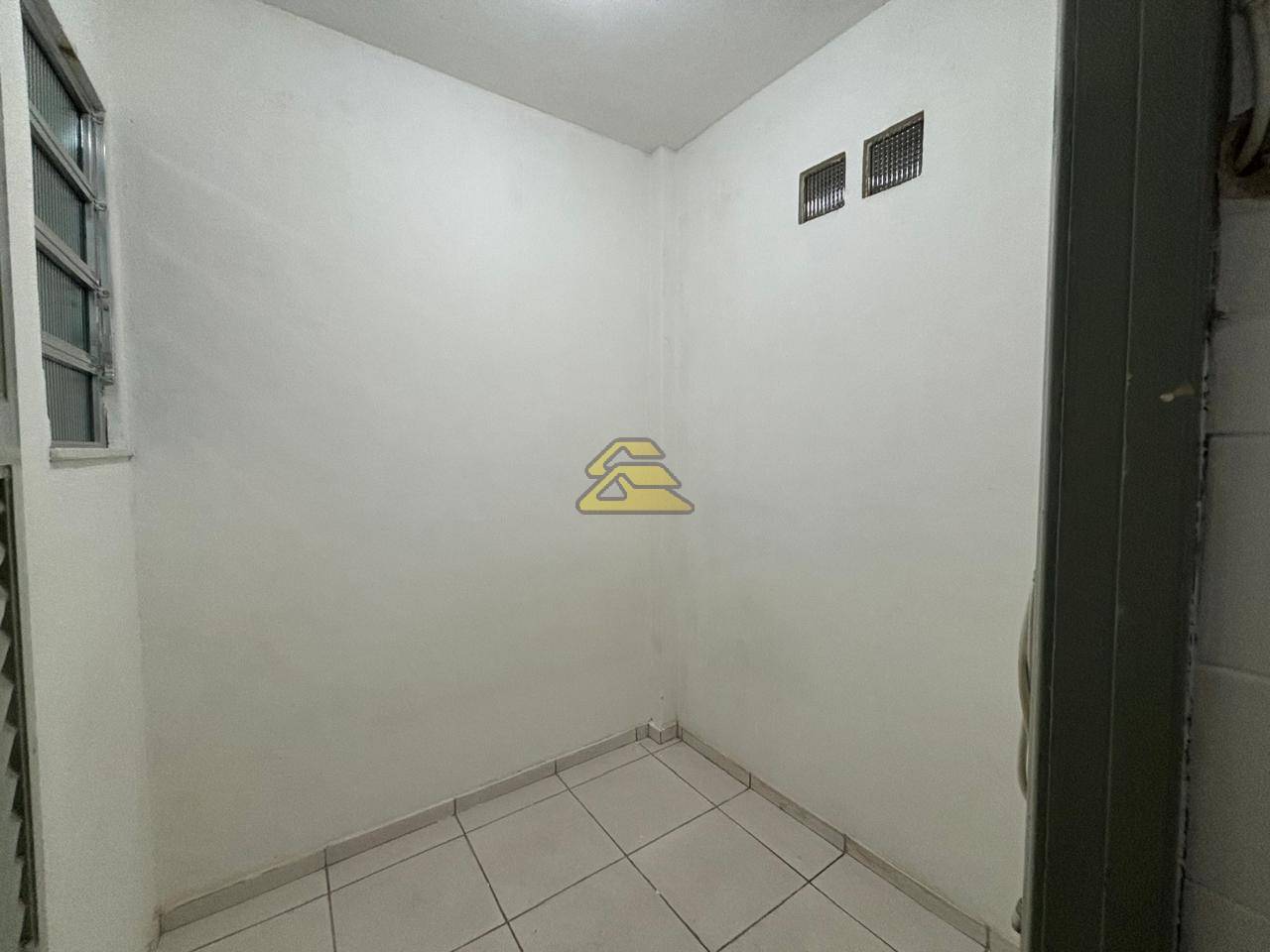 Apartamento à venda com 2 quartos, 62m² - Foto 20