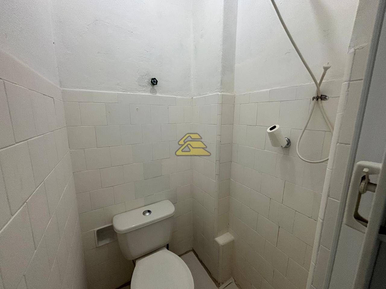 Apartamento à venda com 2 quartos, 62m² - Foto 17