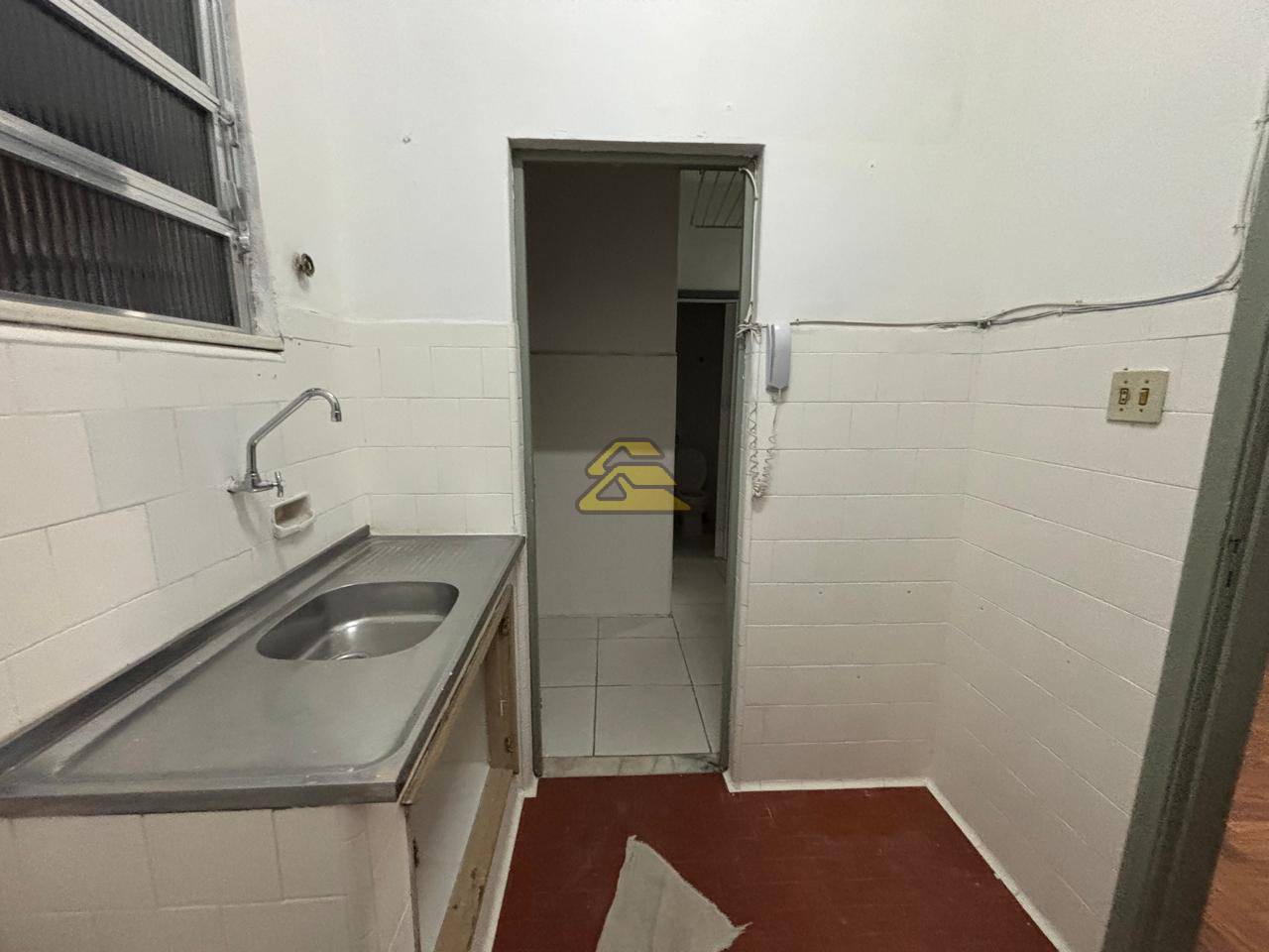Apartamento à venda com 2 quartos, 62m² - Foto 14