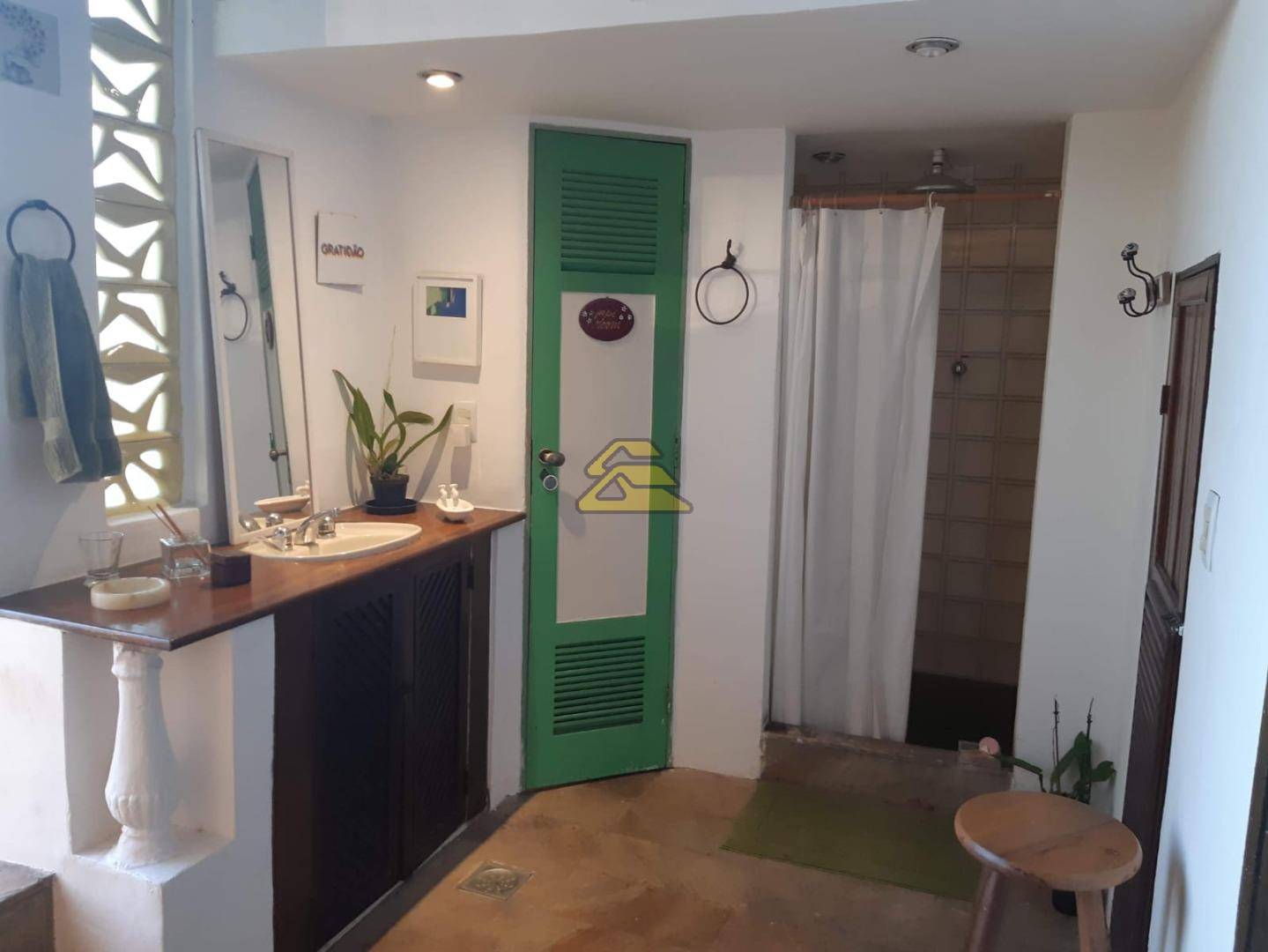 Casa à venda com 6 quartos, 472m² - Foto 9