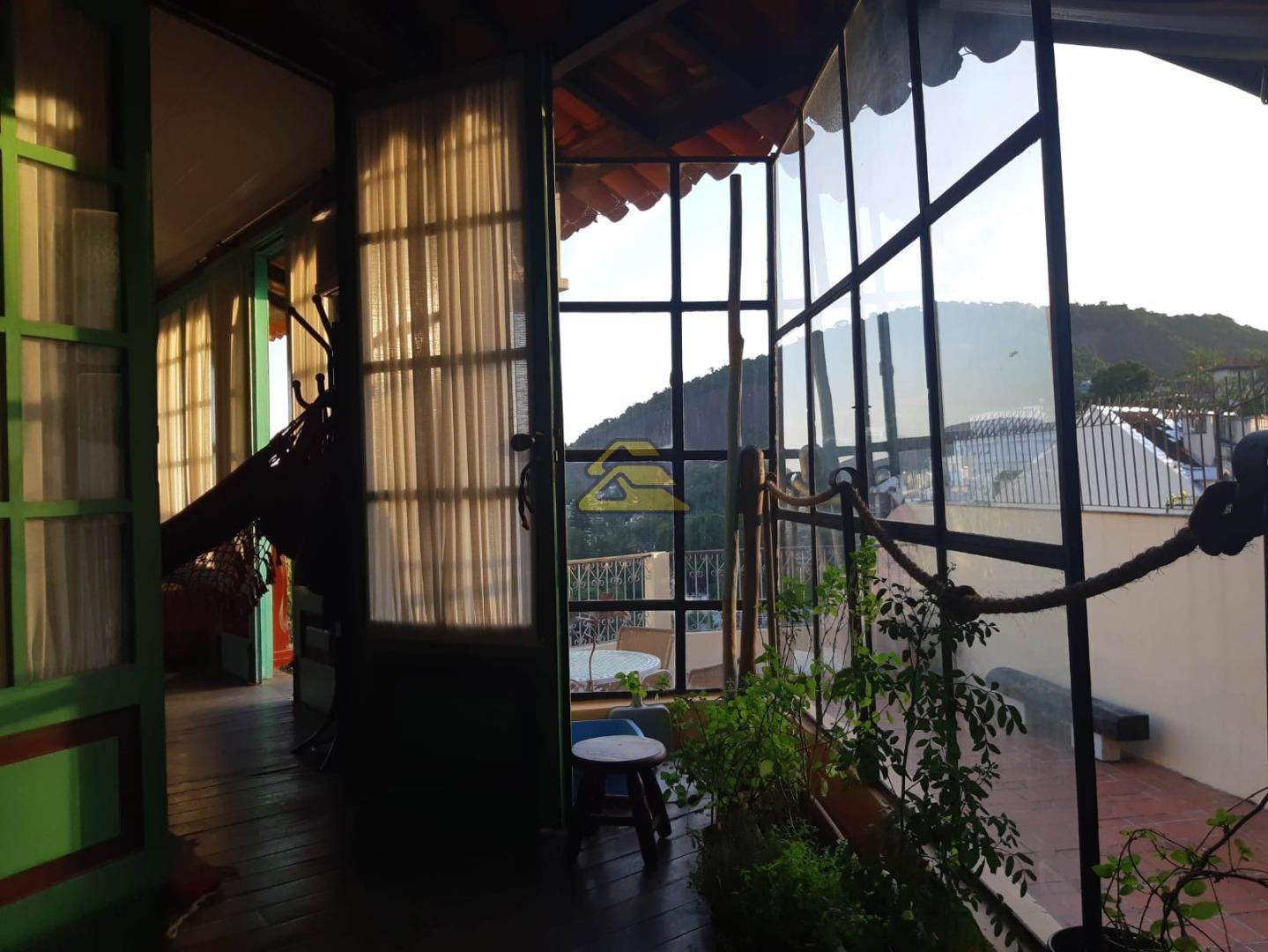 Casa à venda com 6 quartos, 472m² - Foto 12