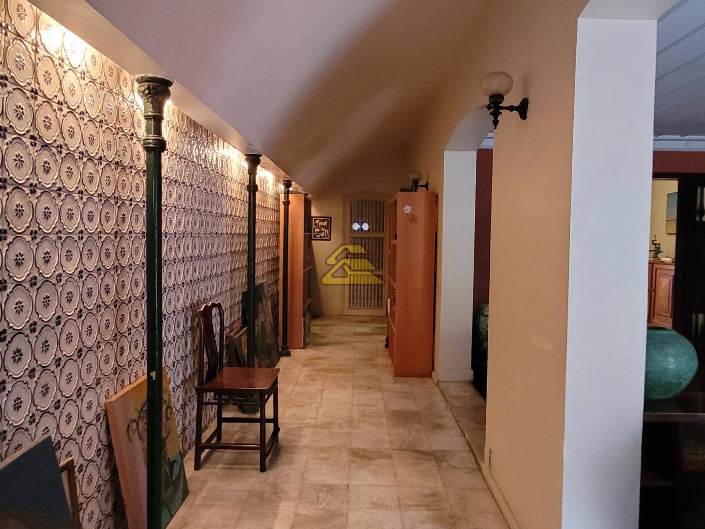 Casa à venda com 6 quartos, 472m² - Foto 22