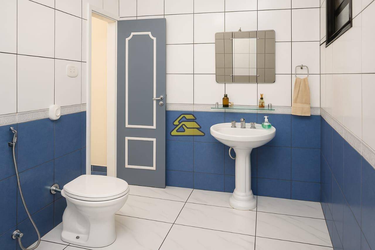 Casa à venda com 5 quartos, 257m² - Foto 13
