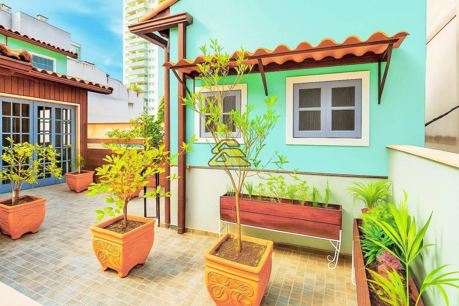 Casa à venda com 5 quartos, 257m² - Foto 14