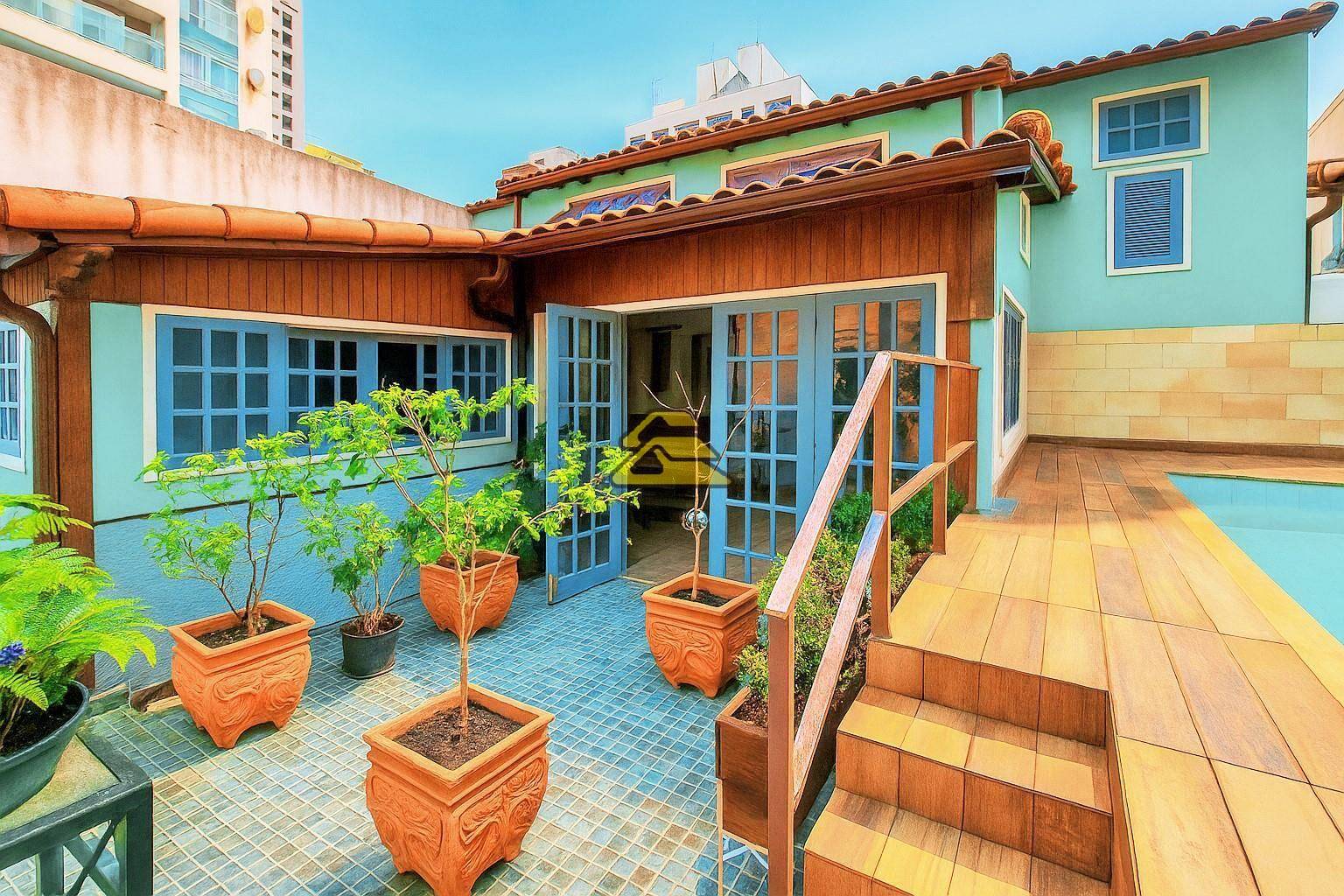 Casa à venda com 5 quartos, 257m² - Foto 15