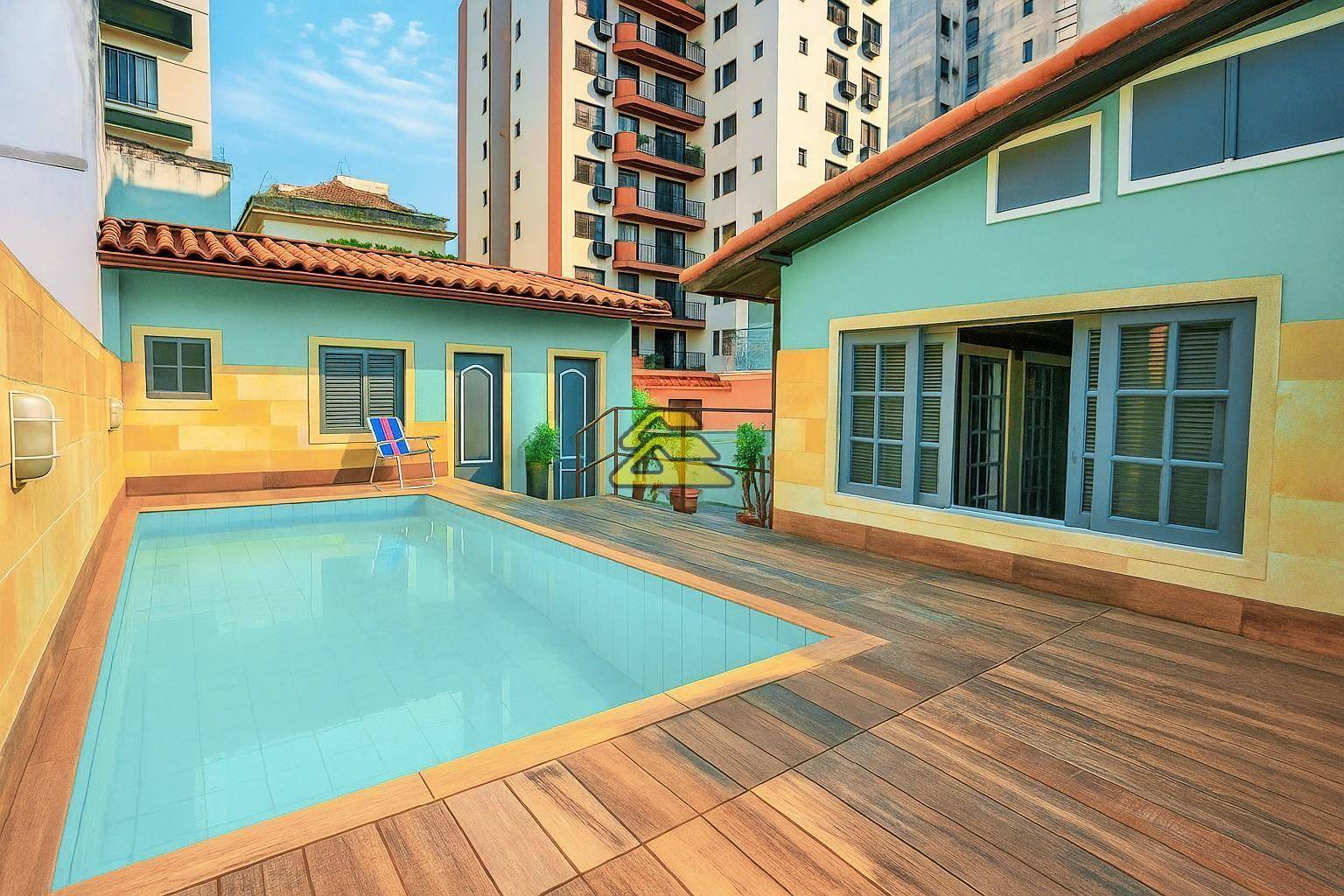 Casa à venda com 5 quartos, 257m² - Foto 1