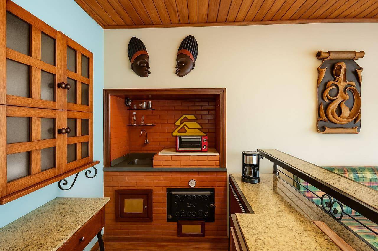 Casa à venda com 5 quartos, 257m² - Foto 17