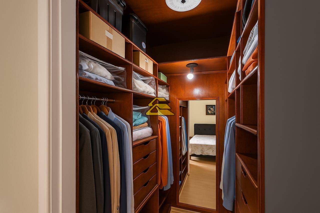 Casa à venda com 5 quartos, 257m² - Foto 28