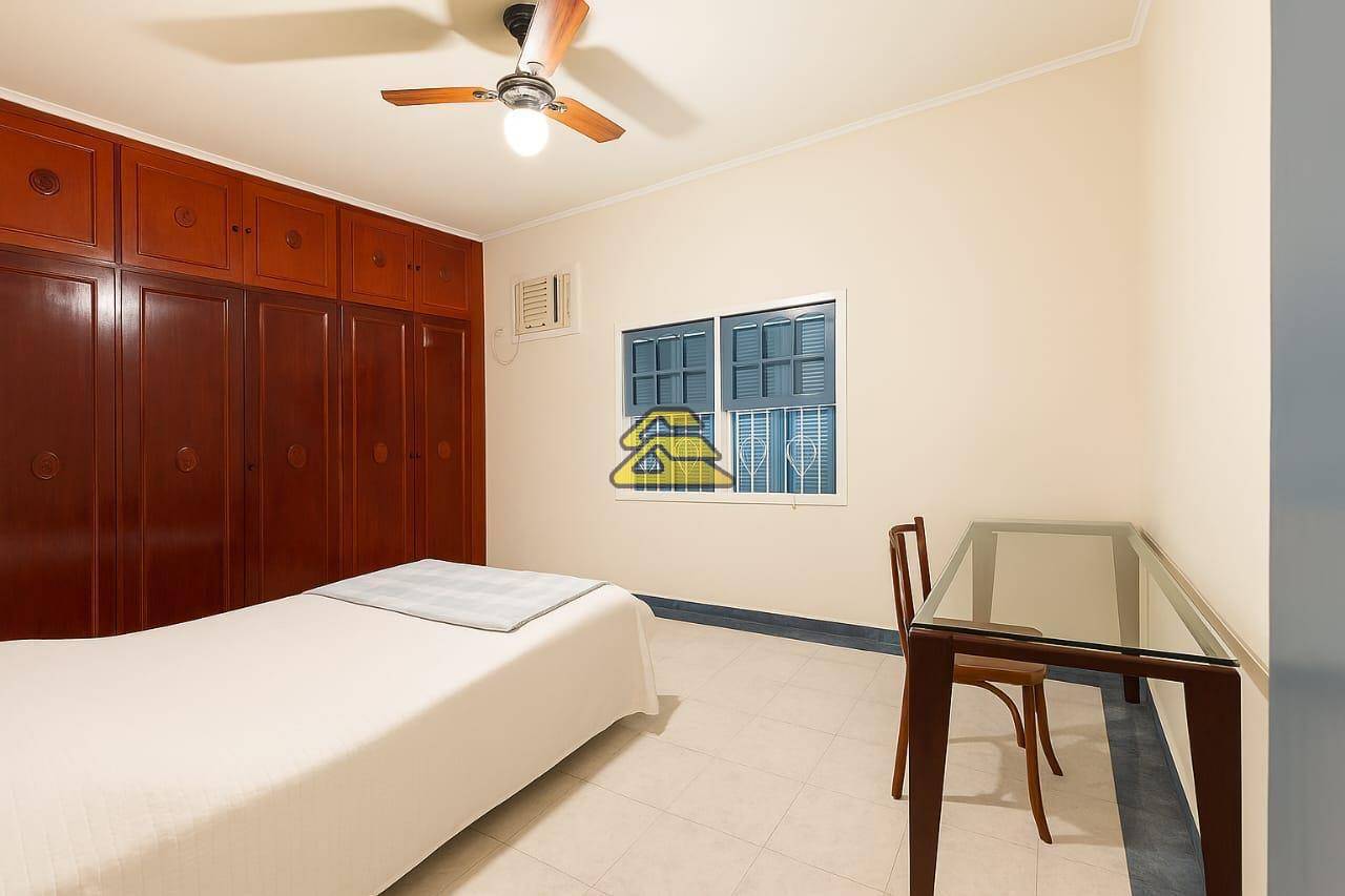 Casa à venda com 5 quartos, 257m² - Foto 33