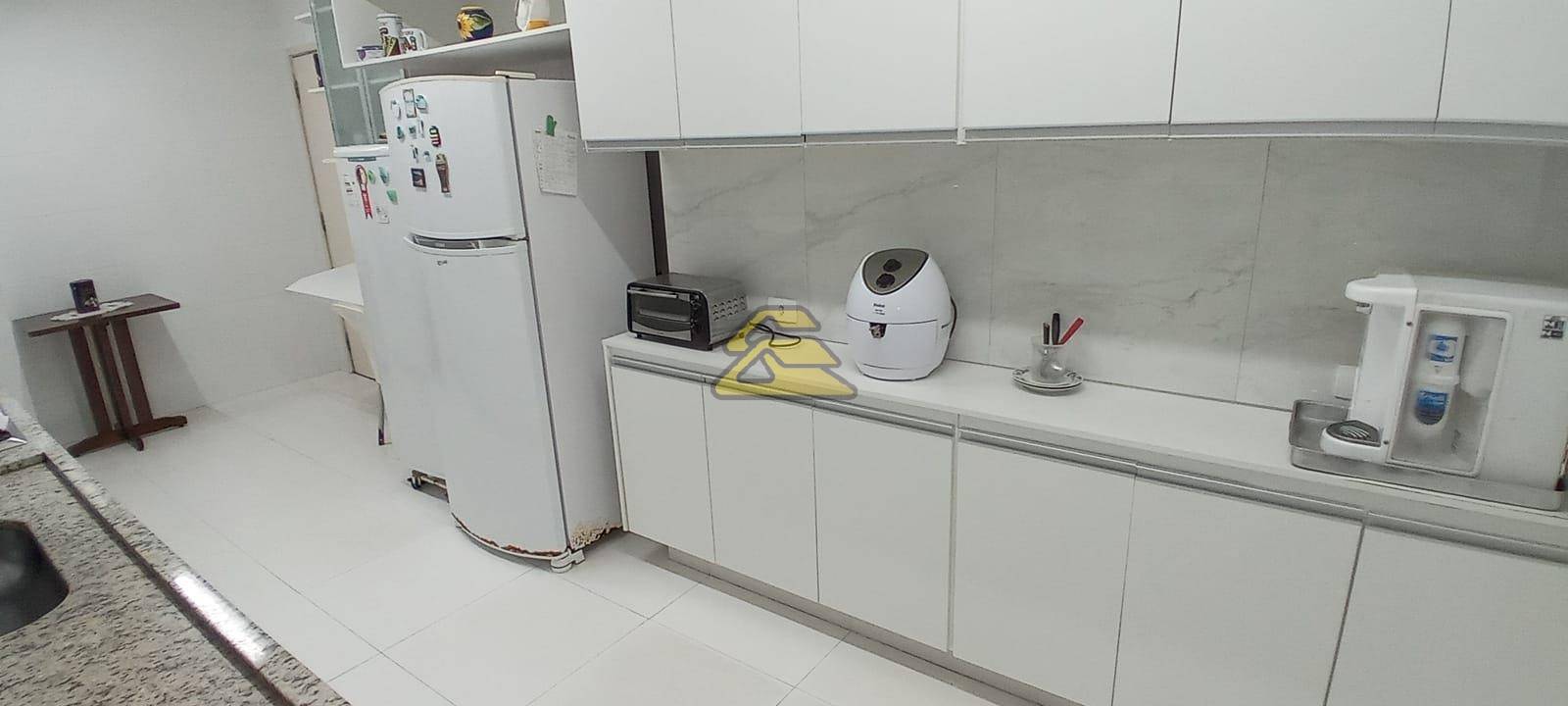 Apartamento para alugar com 4 quartos, 298m² - Foto 27