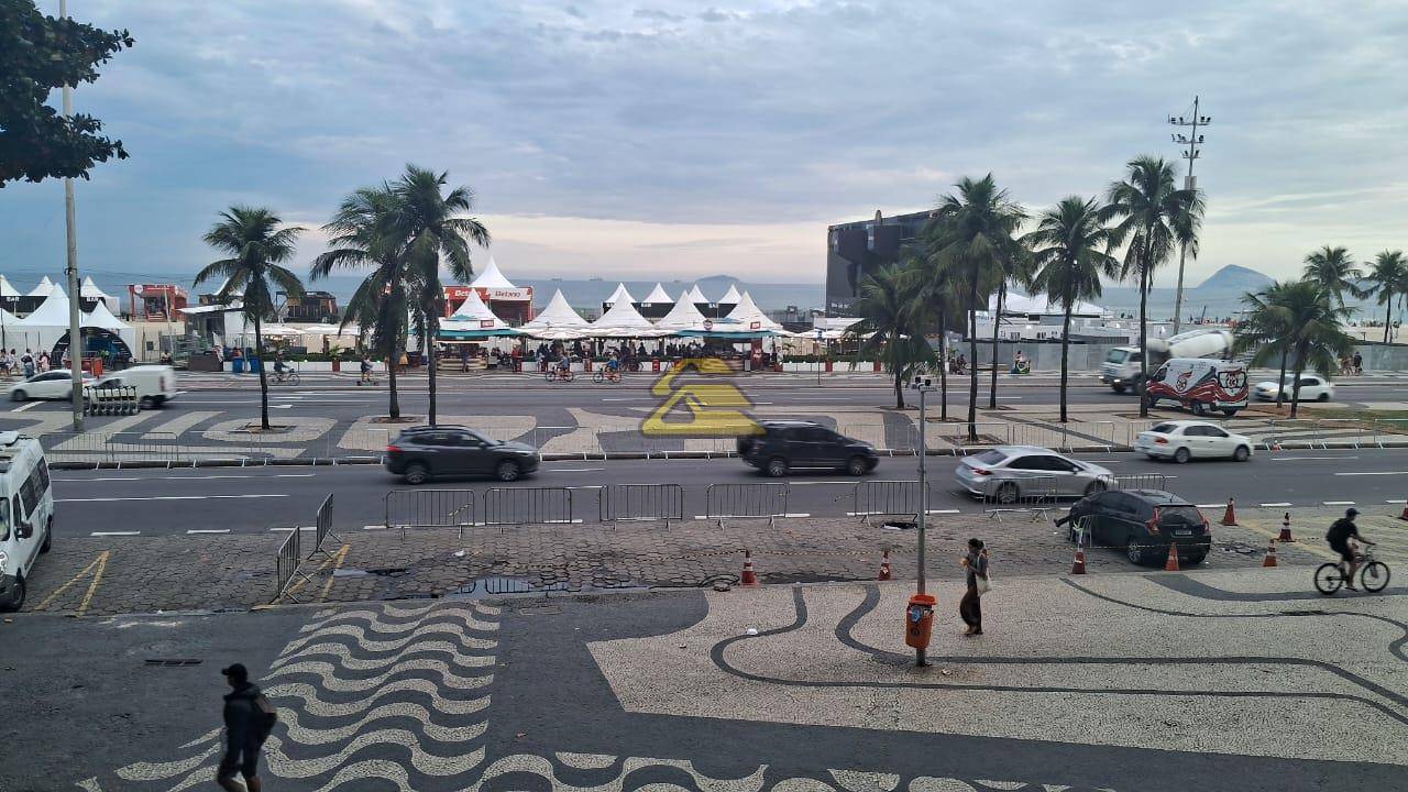Apartamento para alugar com 4 quartos, 300m² - Foto 16