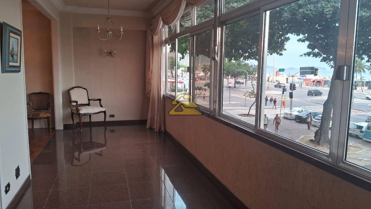 Apartamento para alugar com 4 quartos, 300m² - Foto 2