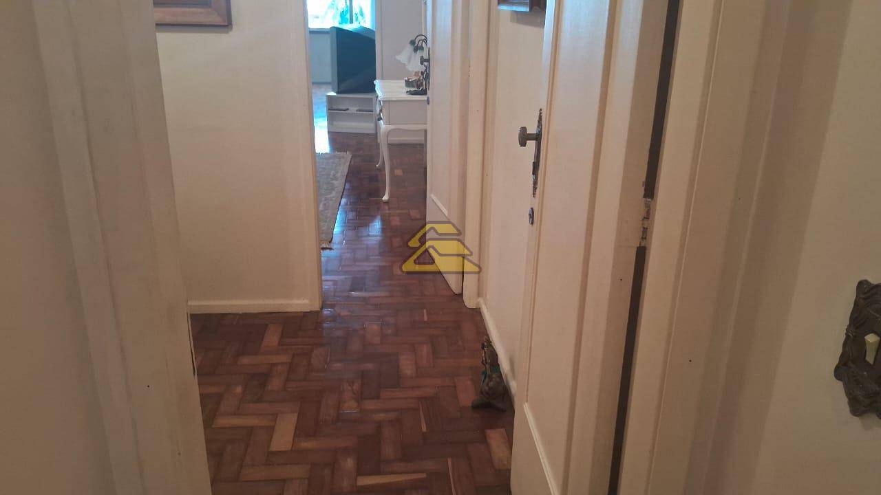 Apartamento para alugar com 4 quartos, 300m² - Foto 32