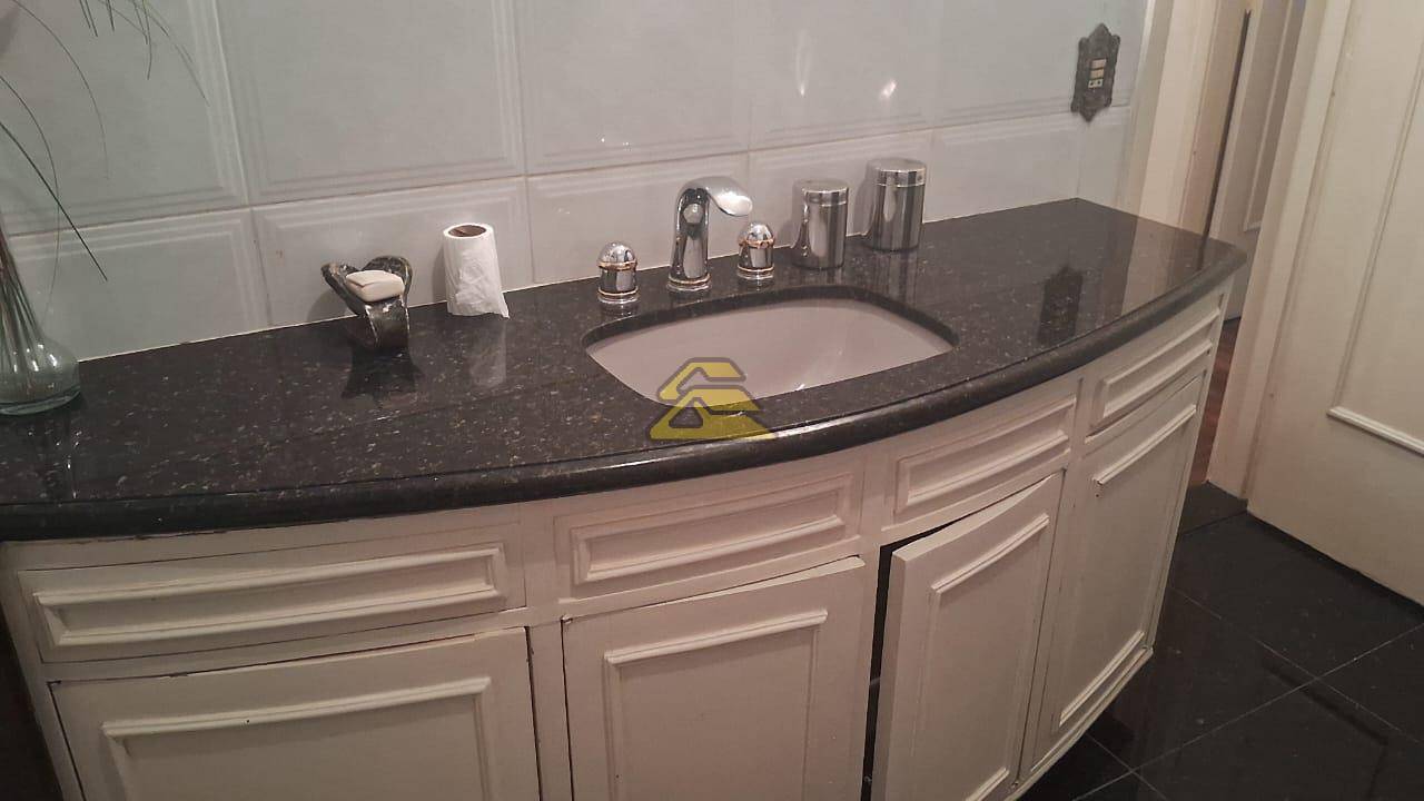 Apartamento para alugar com 4 quartos, 300m² - Foto 37