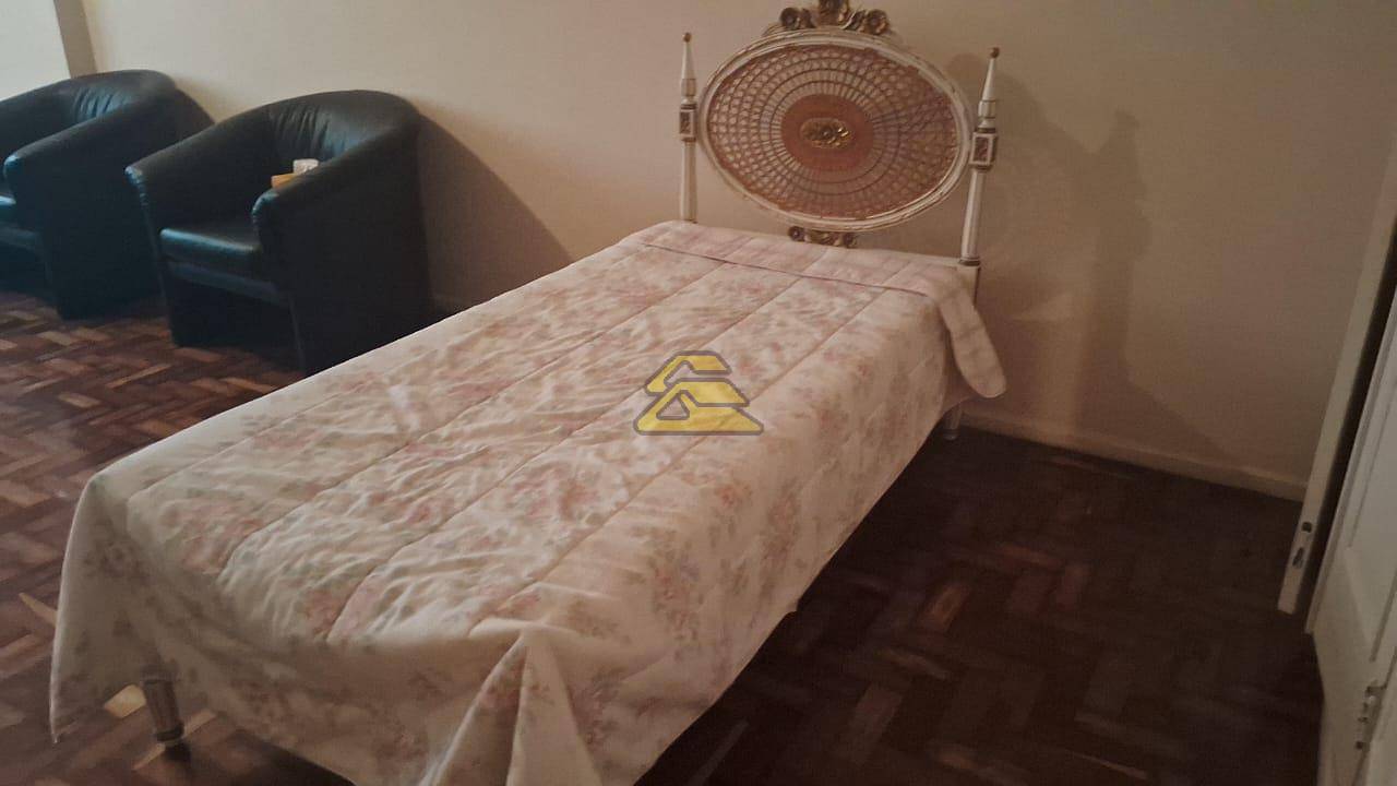 Apartamento para alugar com 4 quartos, 300m² - Foto 23