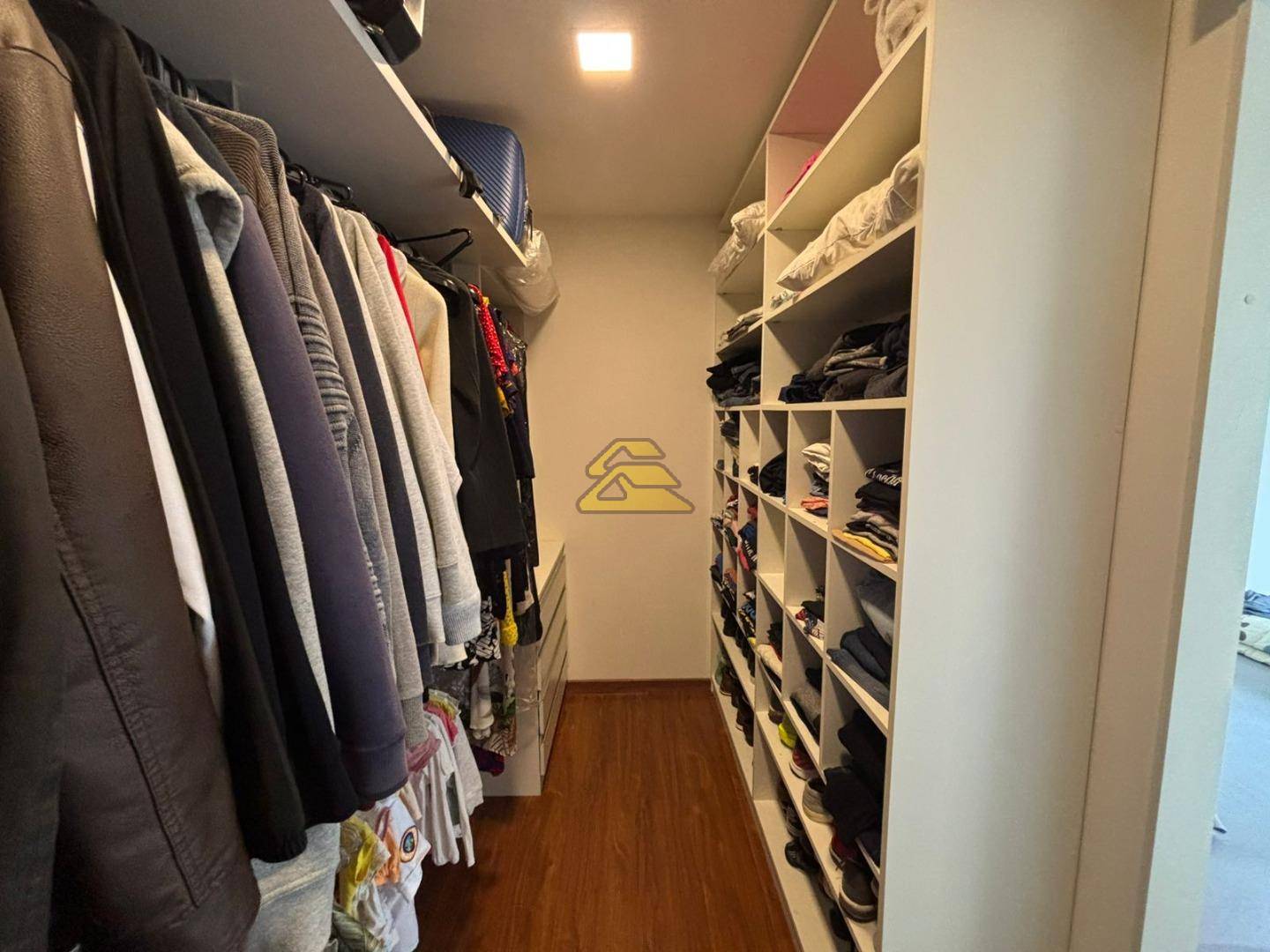 Cobertura à venda com 2 quartos, 200m² - Foto 17