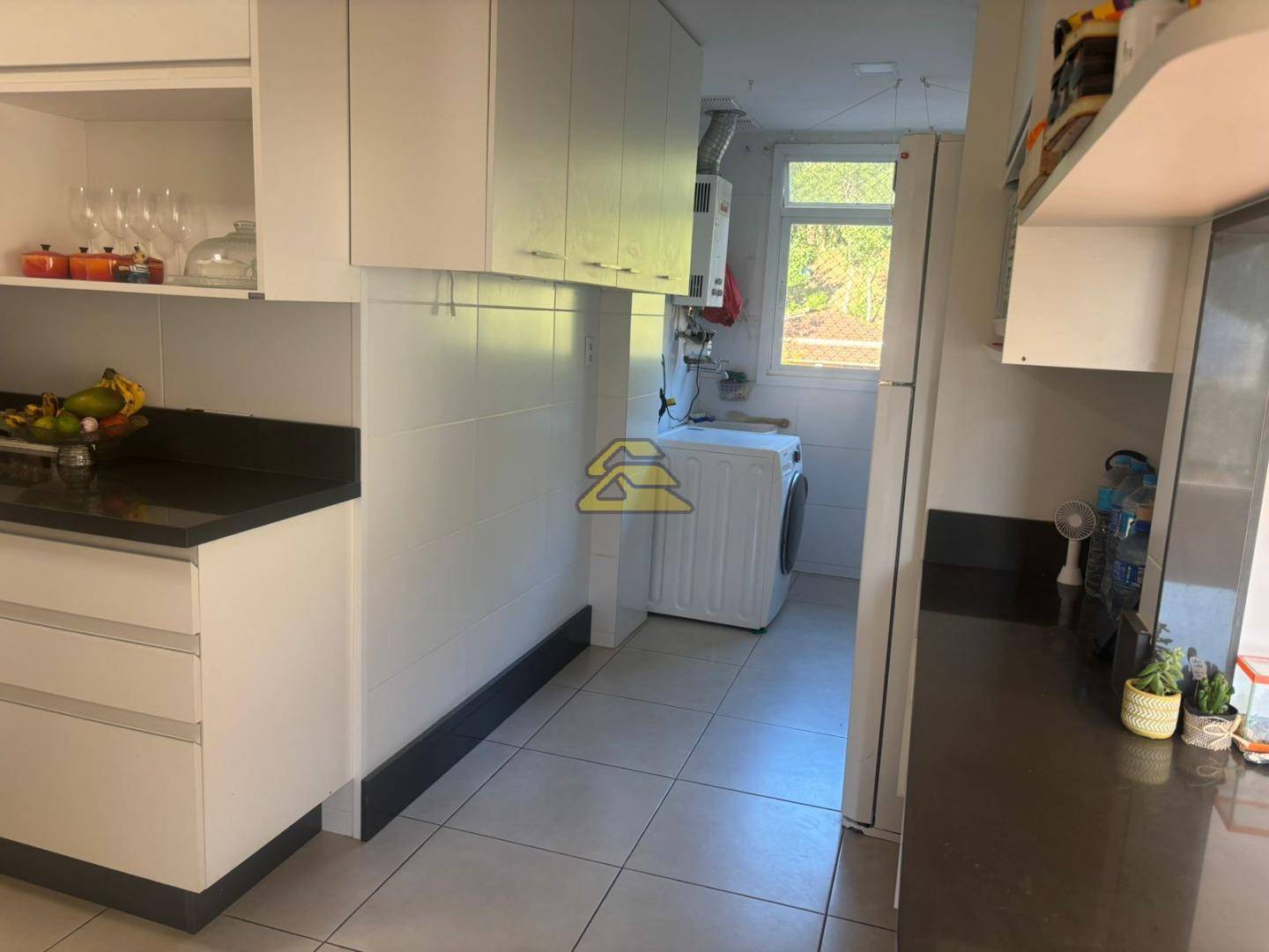 Cobertura à venda com 2 quartos, 200m² - Foto 22