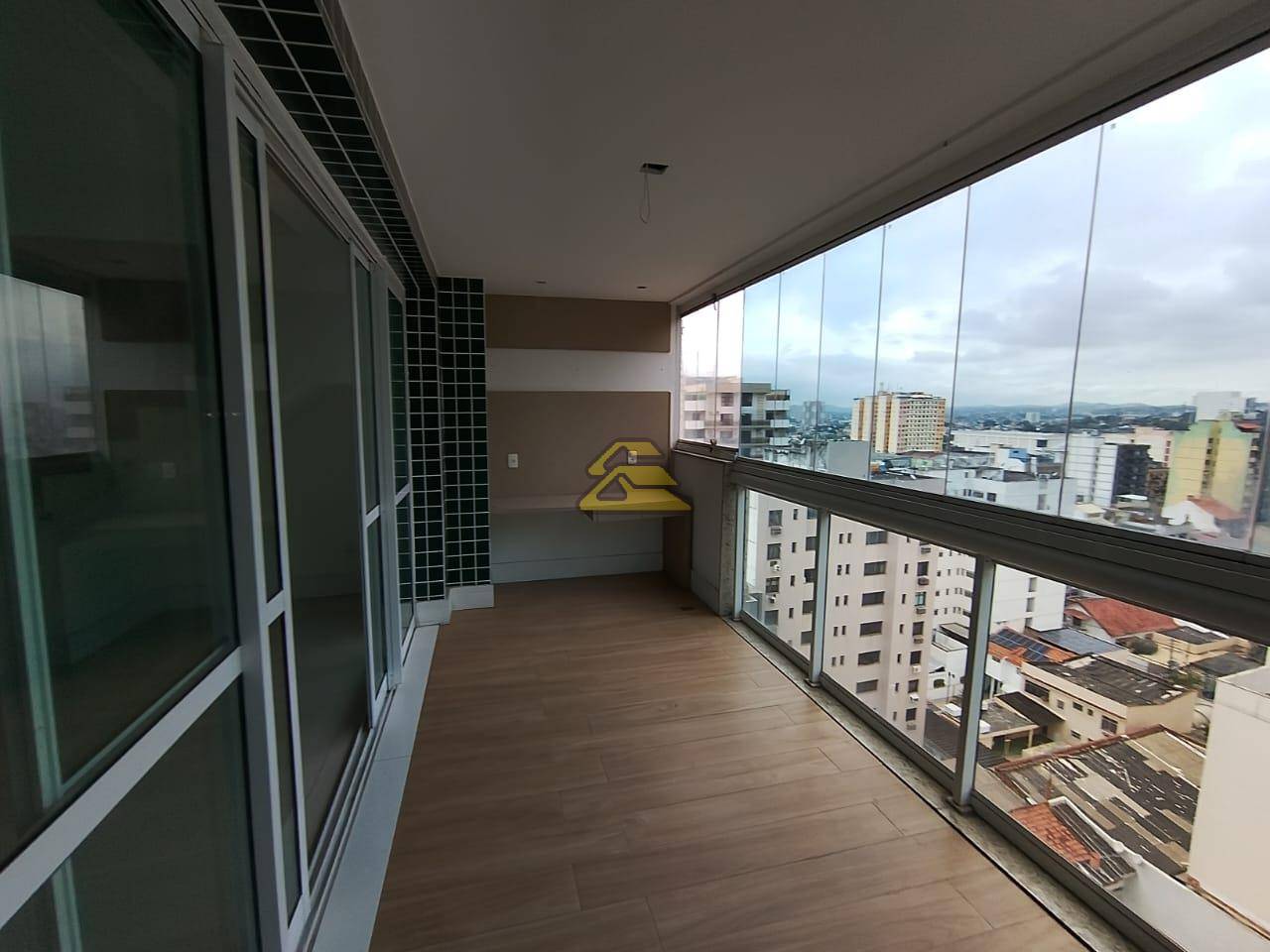 Cobertura à venda com 4 quartos, 233m² - Foto 8