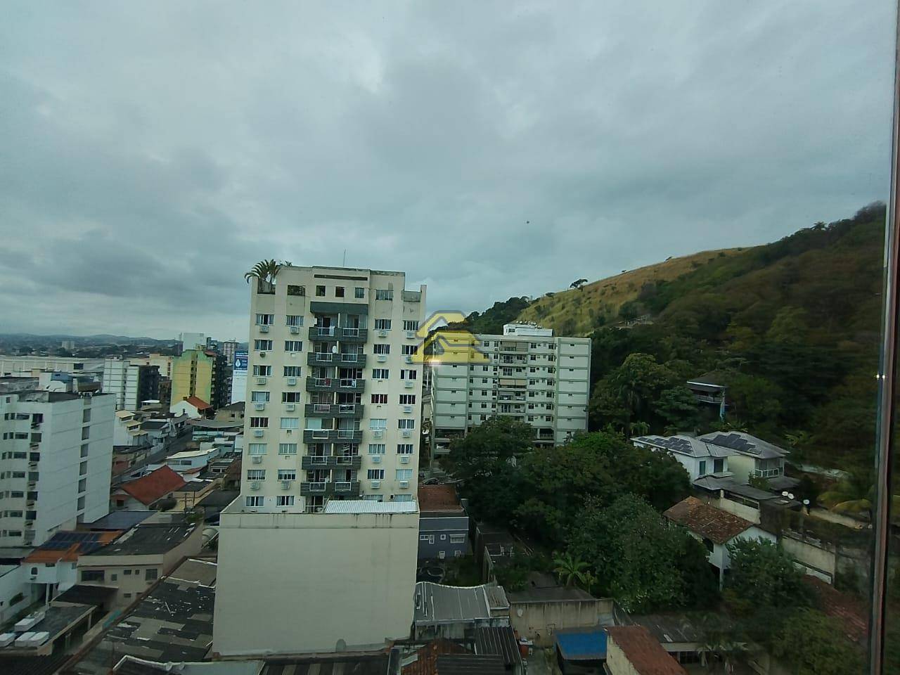 Cobertura à venda com 4 quartos, 233m² - Foto 9