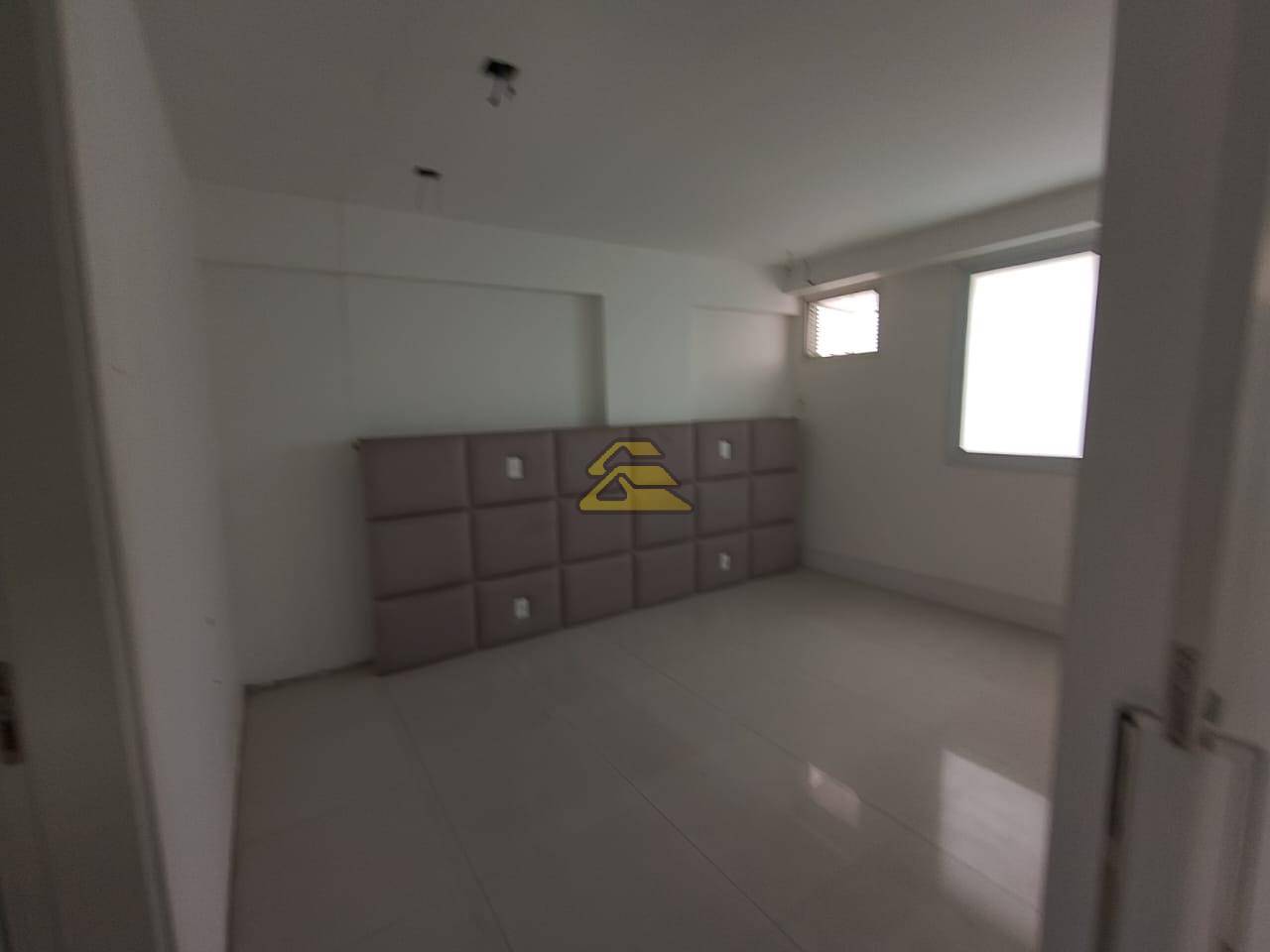 Cobertura à venda com 4 quartos, 233m² - Foto 10