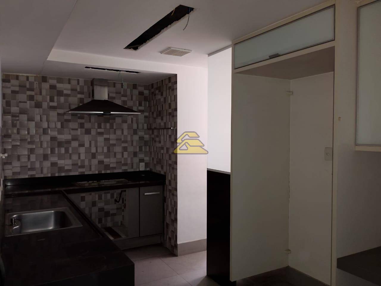 Cobertura à venda com 4 quartos, 233m² - Foto 14
