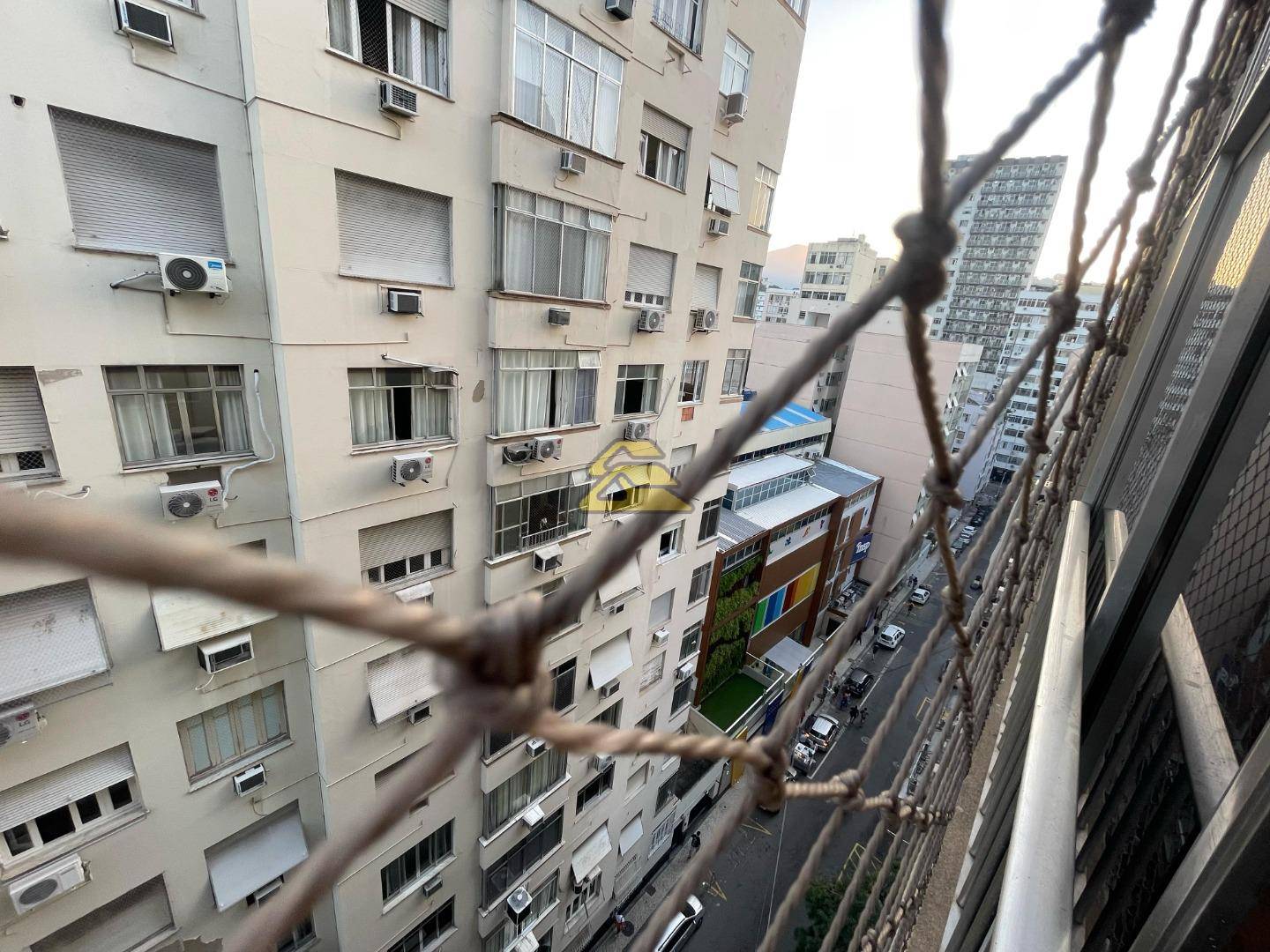Apartamento para alugar com 3 quartos, 178m² - Foto 8
