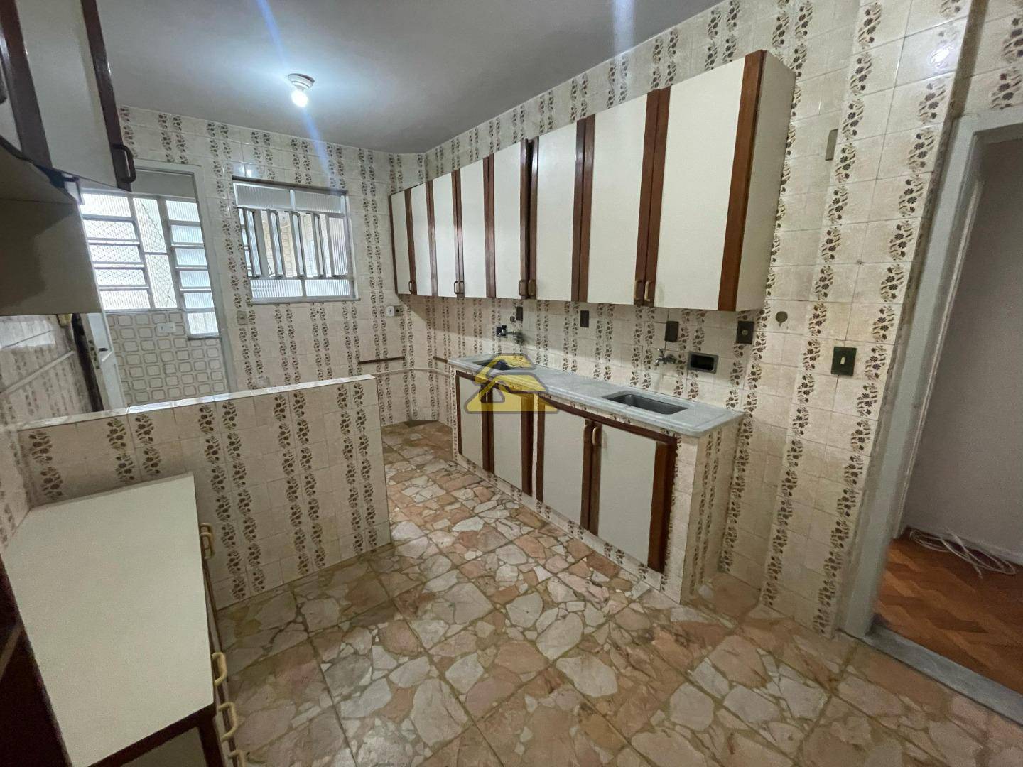 Apartamento para alugar com 3 quartos, 178m² - Foto 20