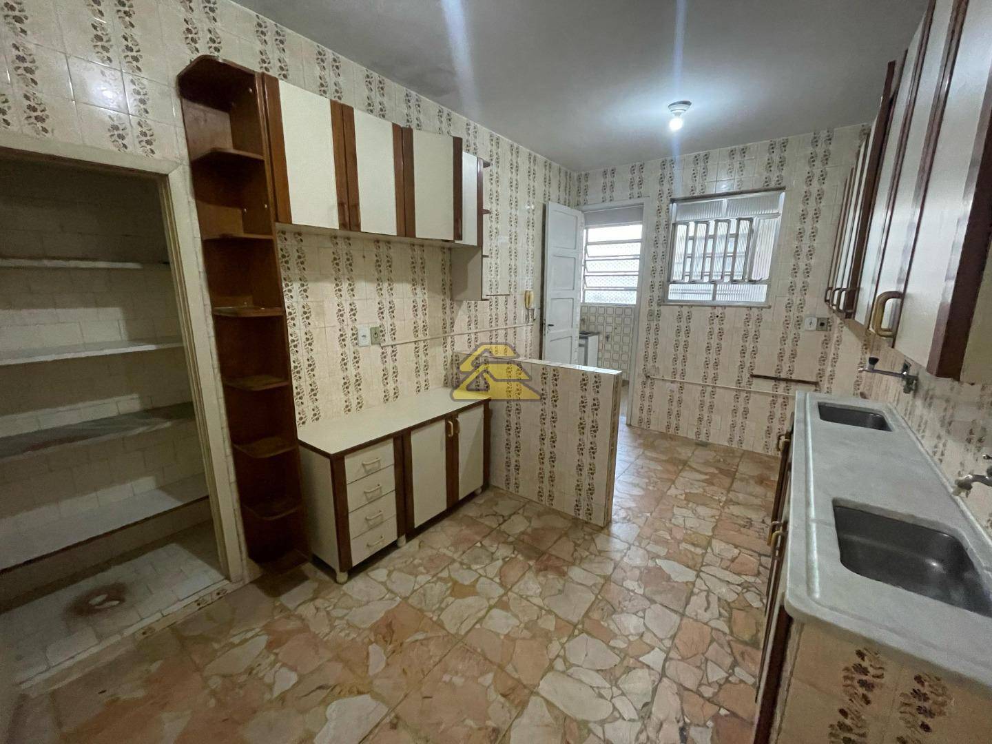 Apartamento para alugar com 3 quartos, 178m² - Foto 21
