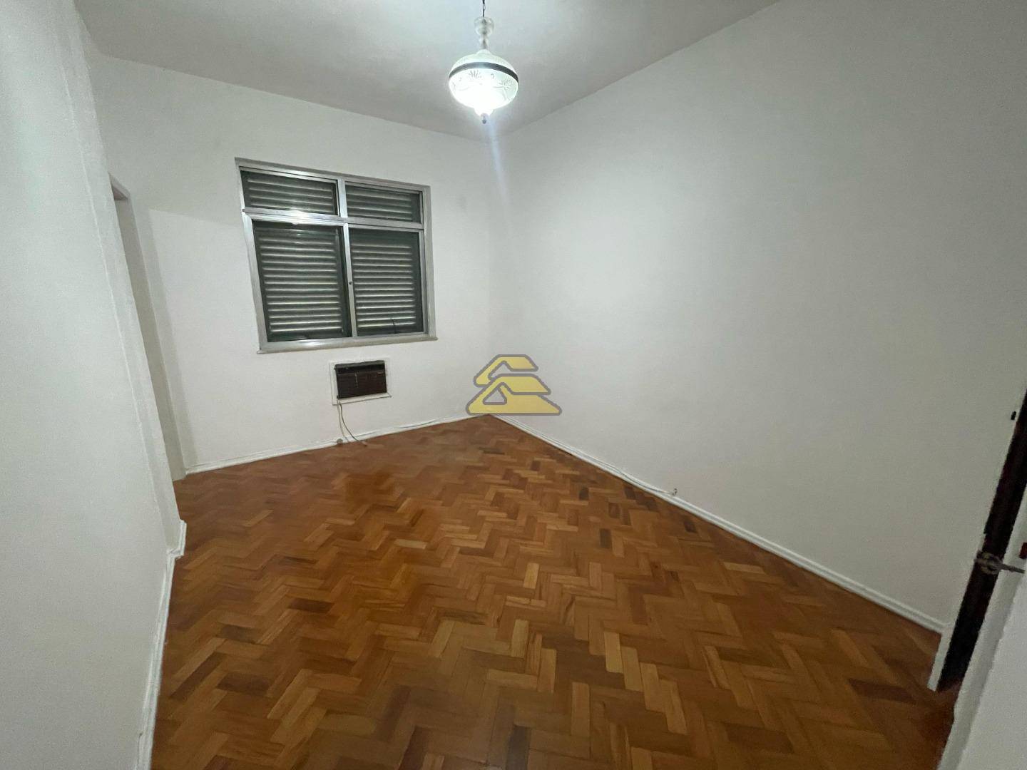 Apartamento para alugar com 3 quartos, 178m² - Foto 15