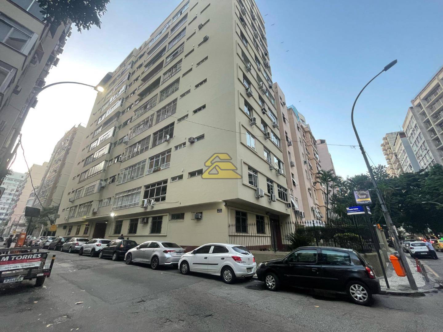 Apartamento para alugar com 3 quartos, 178m² - Foto 32
