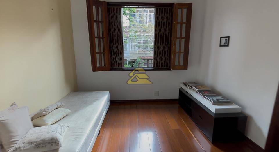 Apartamento à venda com 2 quartos, 65m² - Foto 11