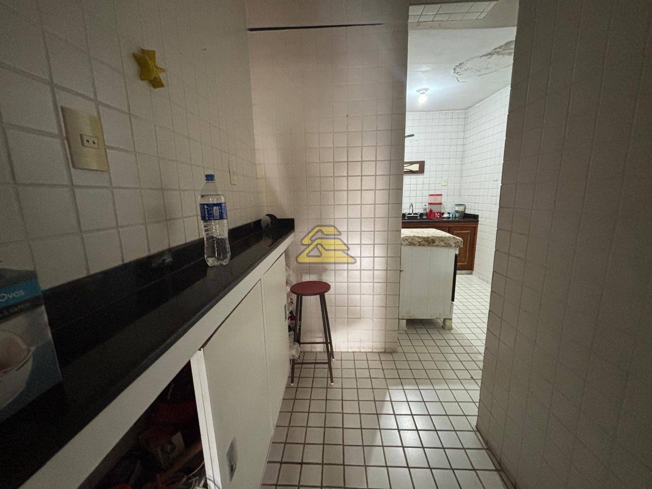 Apartamento à venda com 2 quartos, 65m² - Foto 18