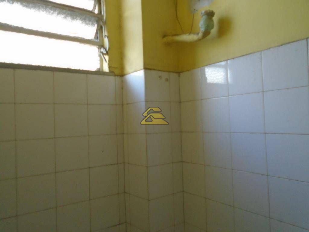 Apartamento para alugar com 1 quarto, 40m² - Foto 11