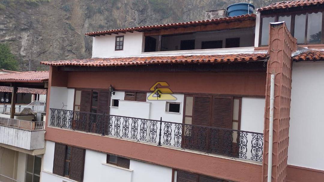 Casa de Condomínio à venda com 3 quartos, 187m² - Foto 1