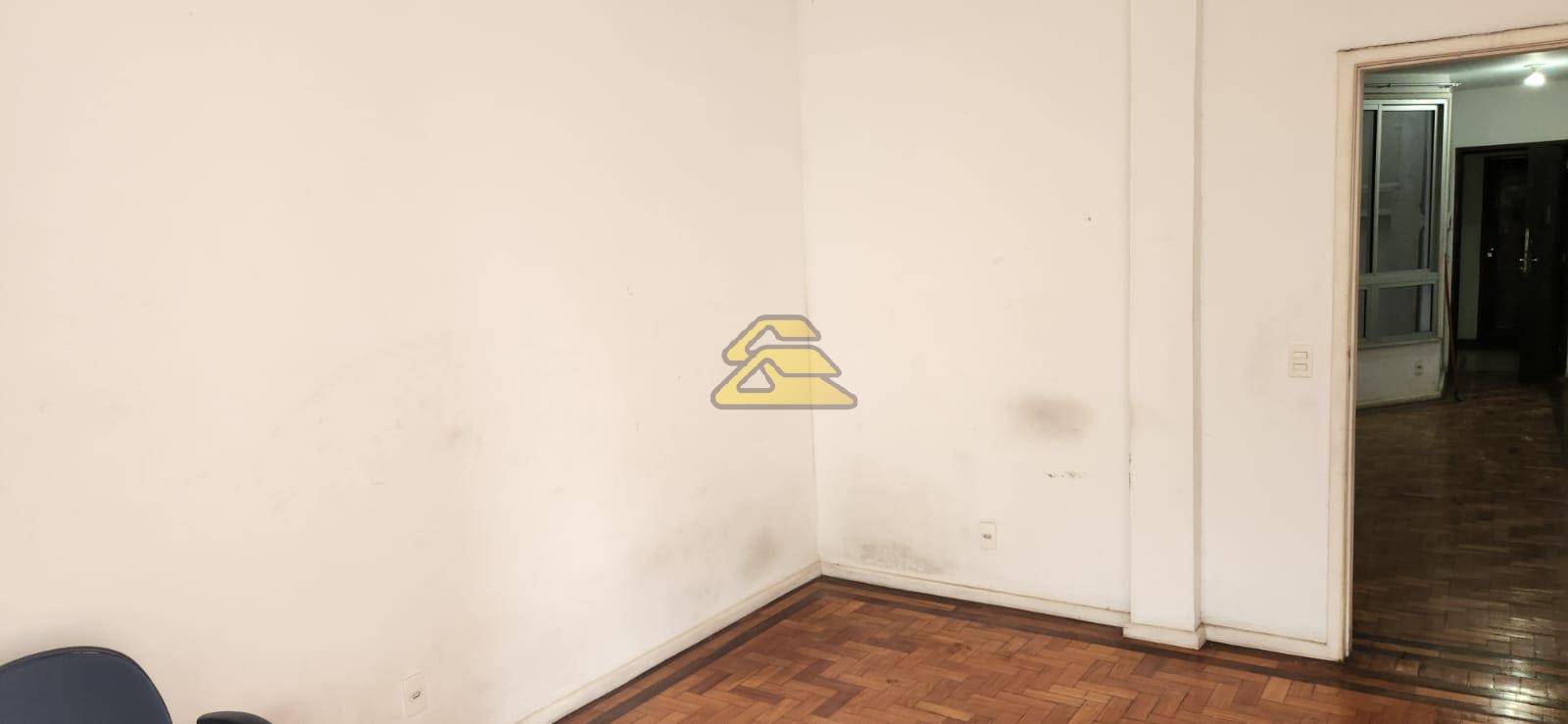 Apartamento à venda com 1 quarto, 42m² - Foto 7