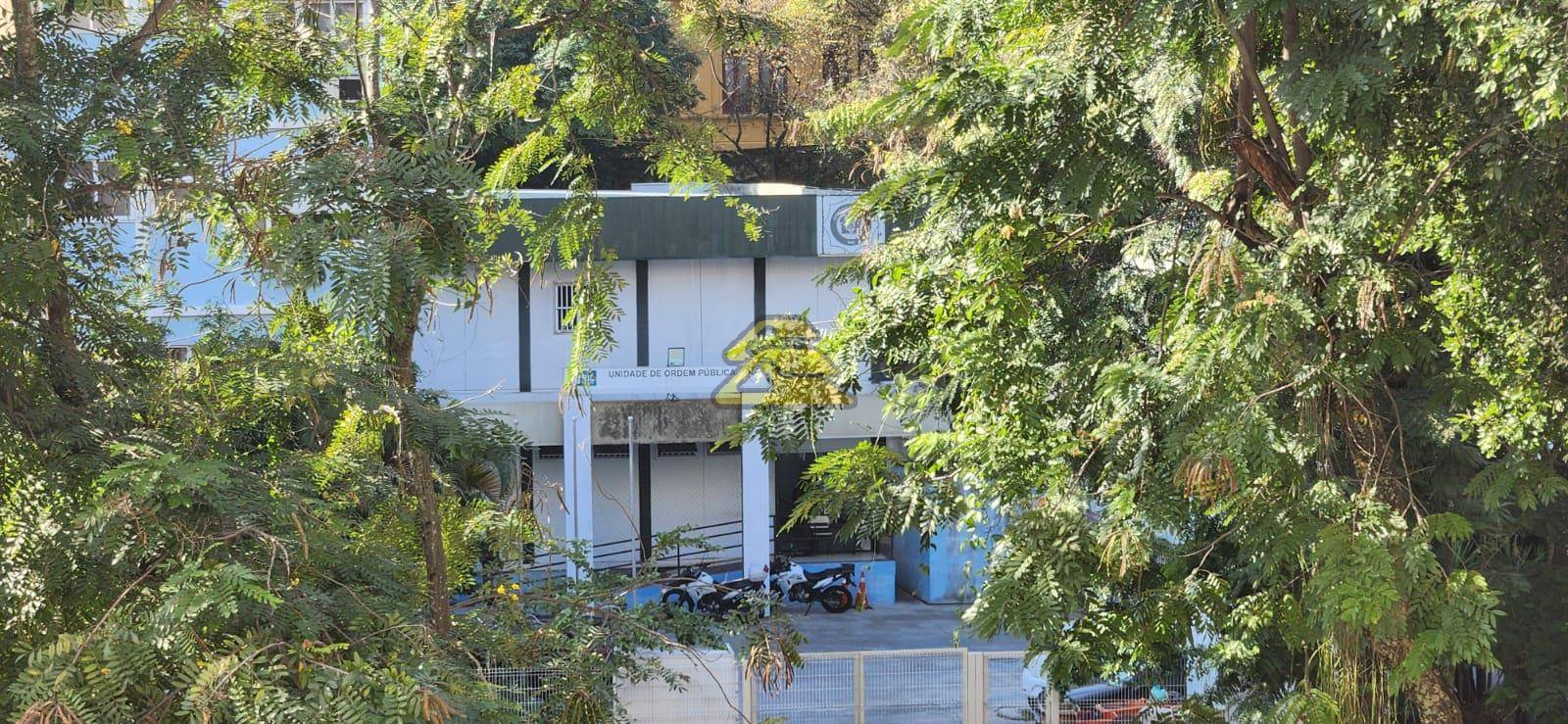 Apartamento à venda com 1 quarto, 42m² - Foto 12