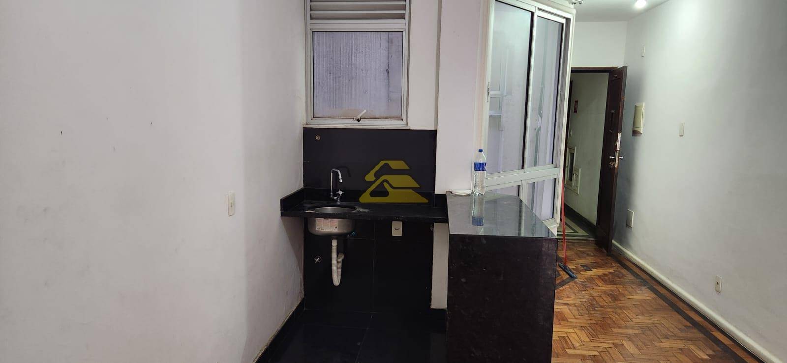 Apartamento à venda com 1 quarto, 42m² - Foto 17